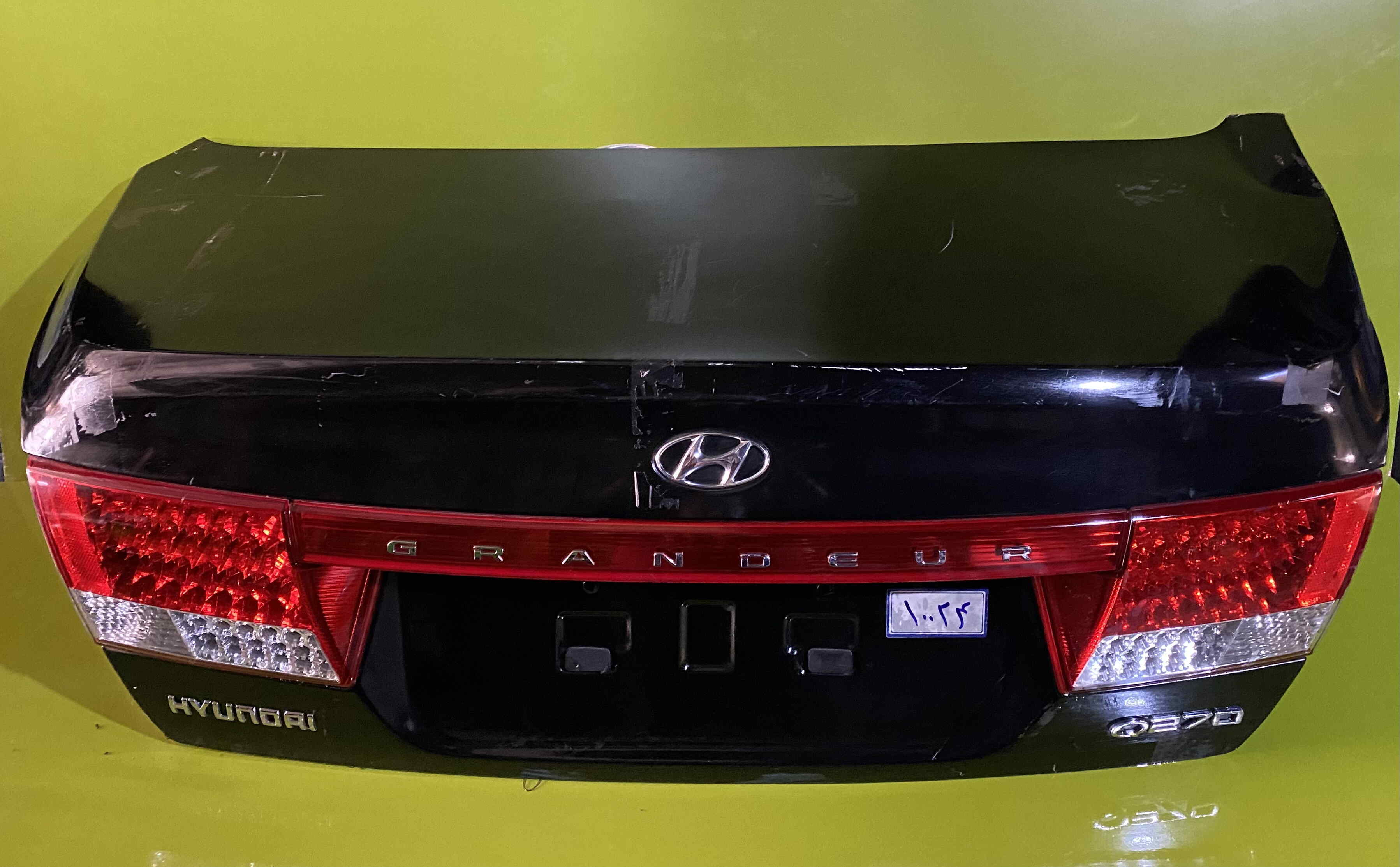 درب صندوق عقب آزرا 2007-2010