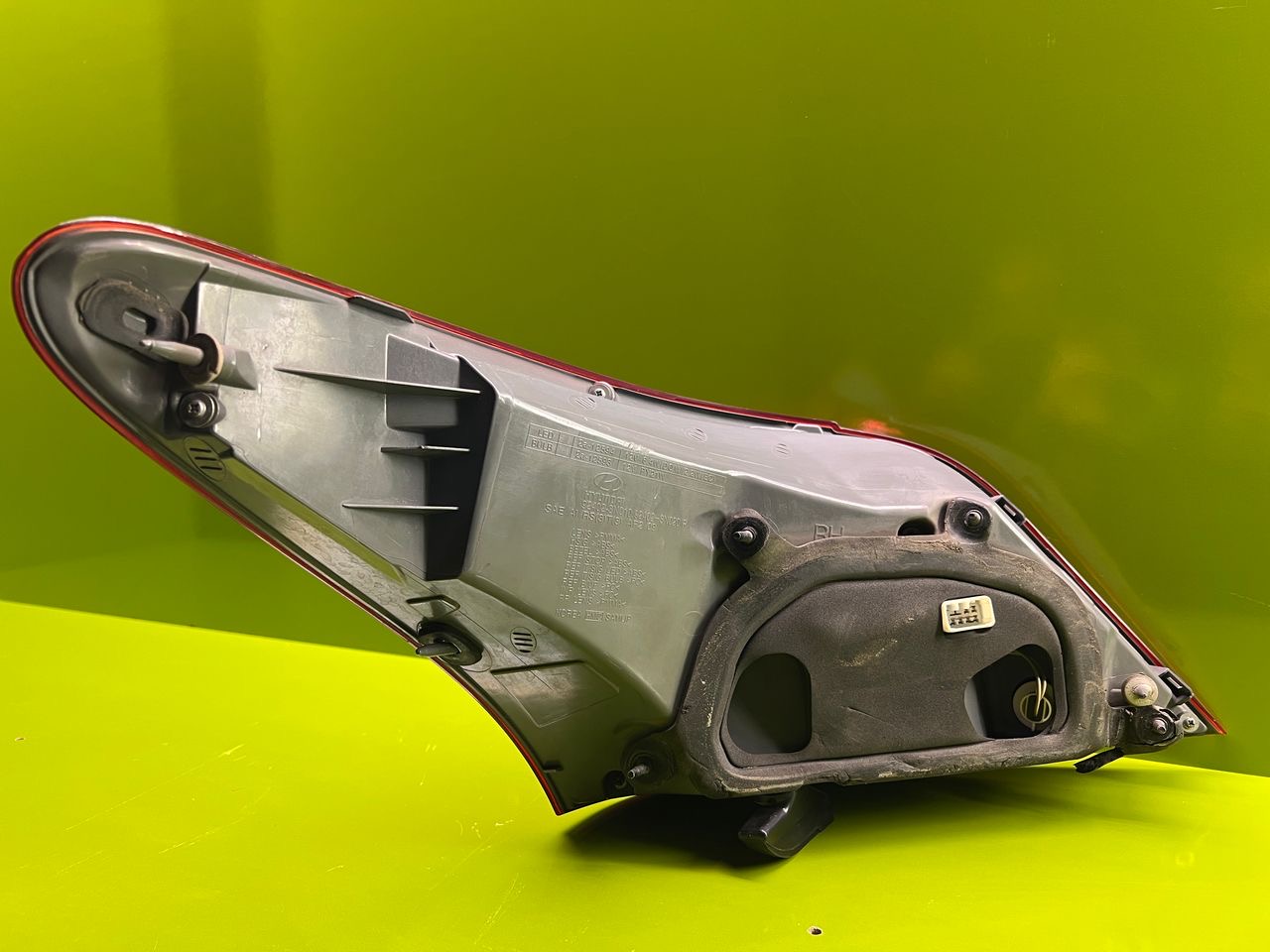 چراغ خطر عقب سنتنیال