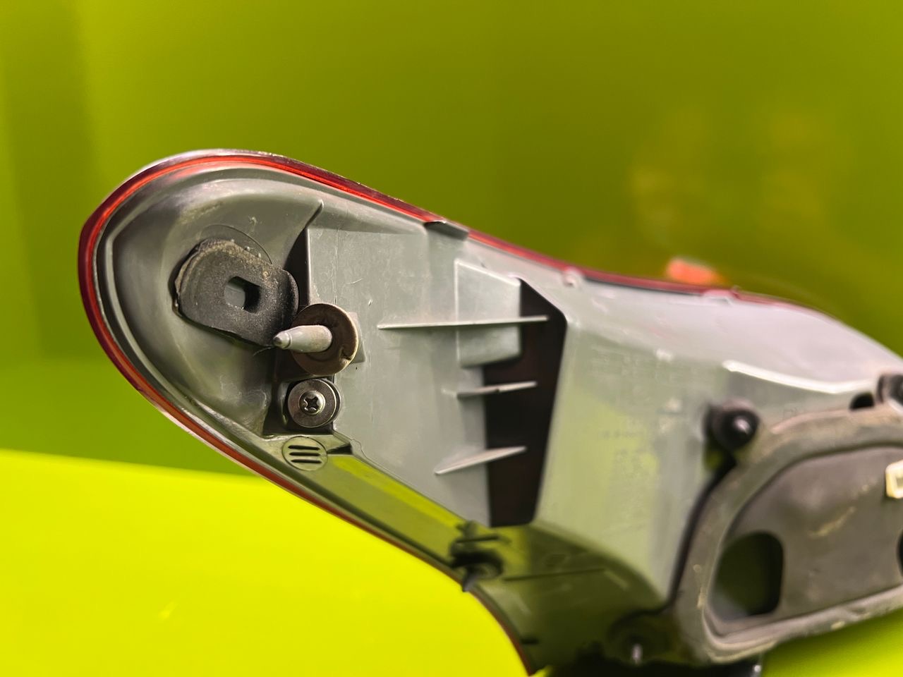 چراغ خطر عقب سنتنیال