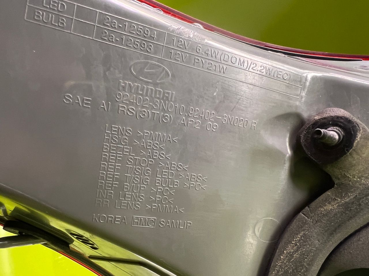 چراغ خطر عقب سنتنیال