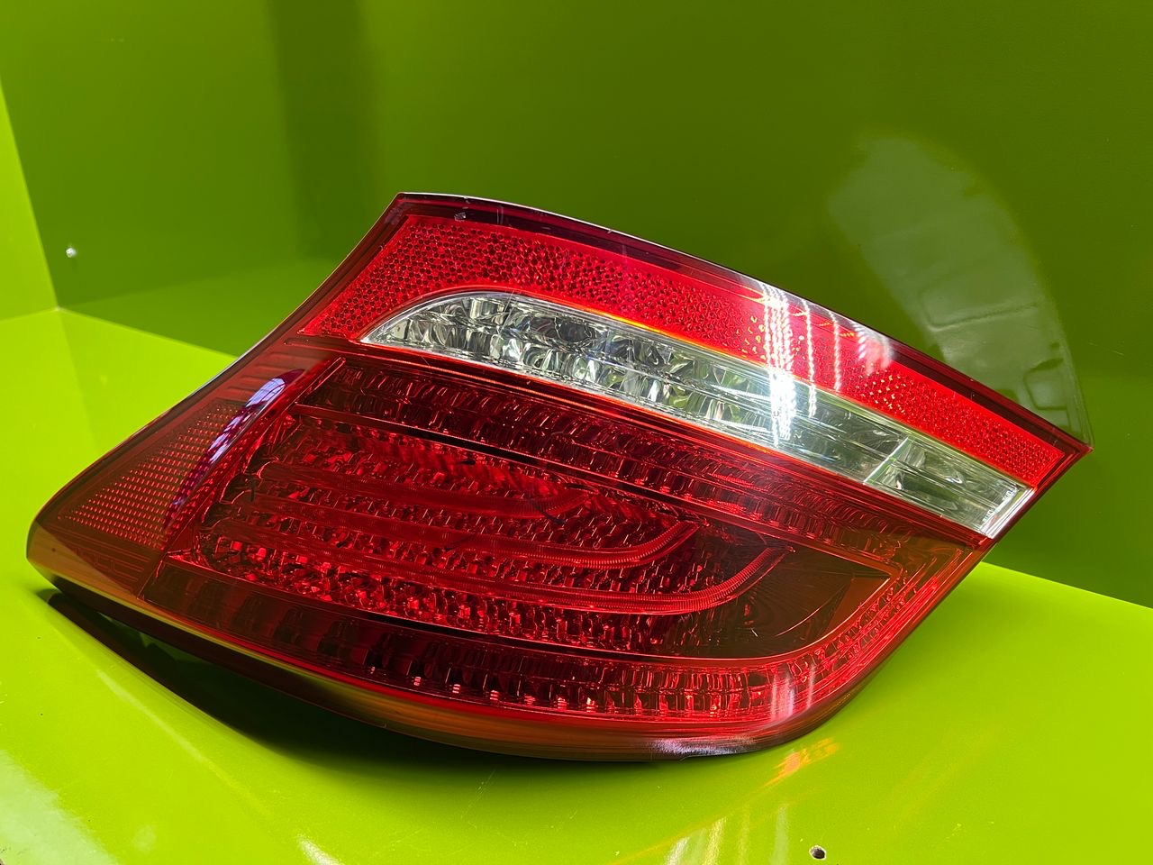 چراغ خطر عقب سنتنیال