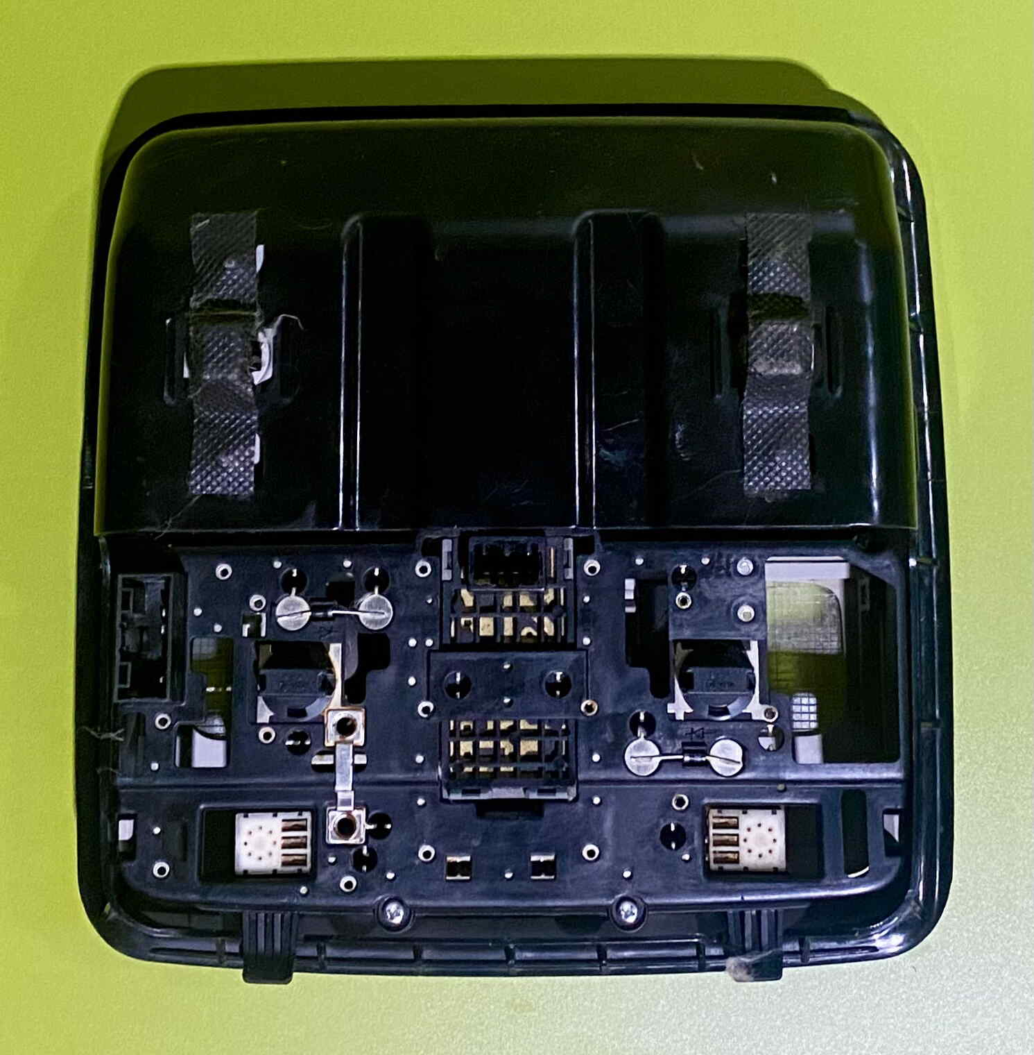 کلید چراغ سقف اسپورتیج 2013-2015