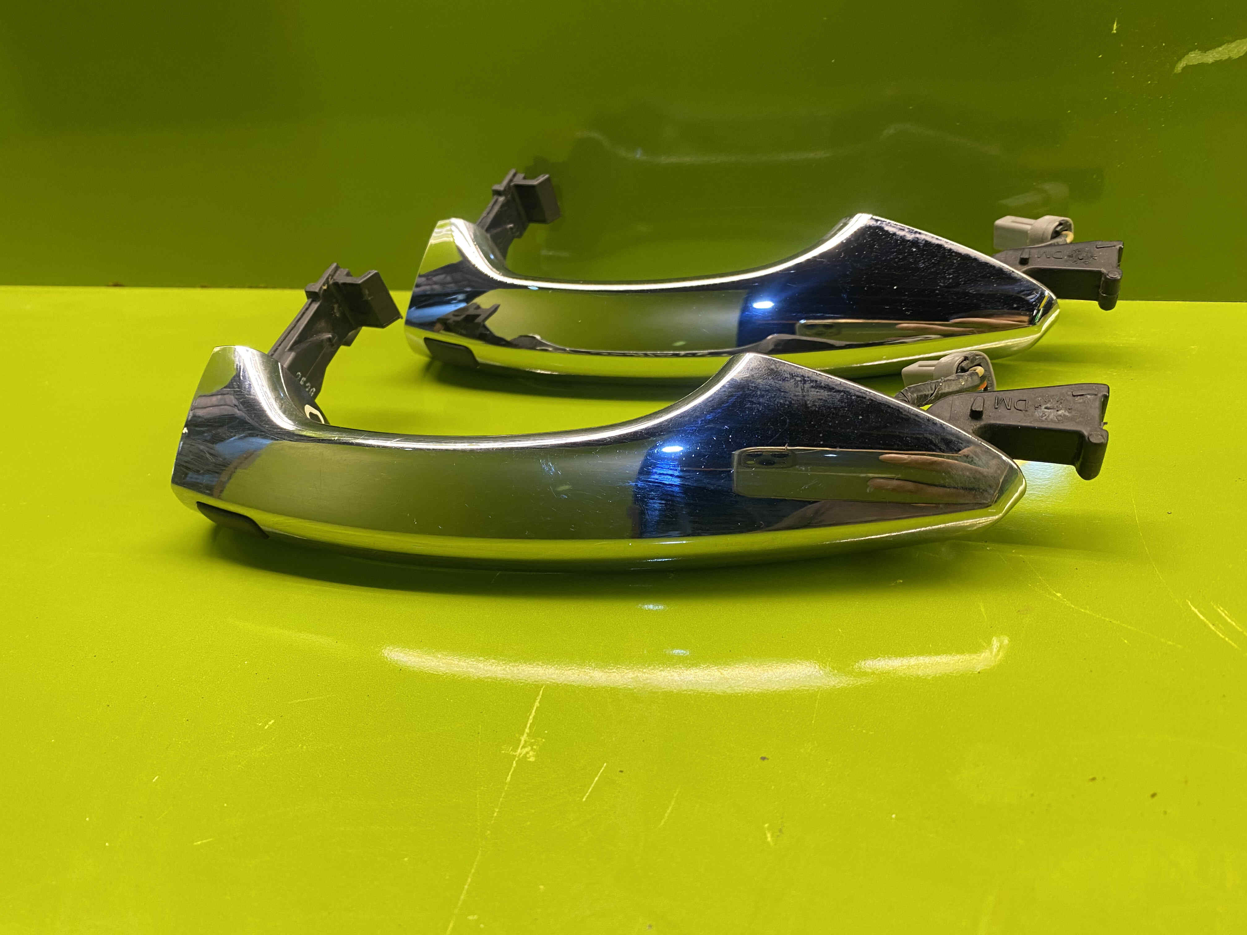 دستگیره درب بازکن لمسی سانتافه نیو فیس 