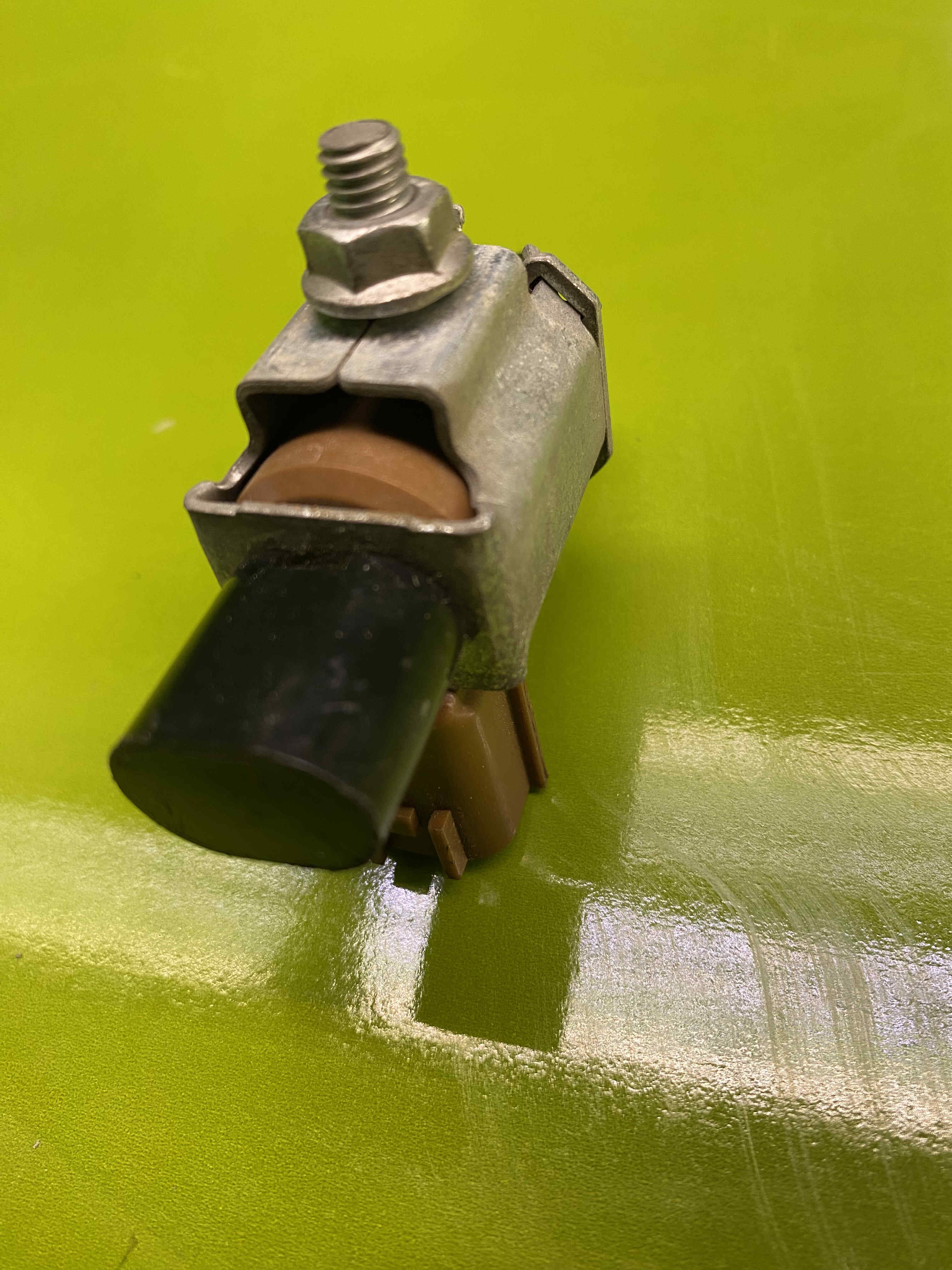 شیر برقی وکیوم مزدا 3