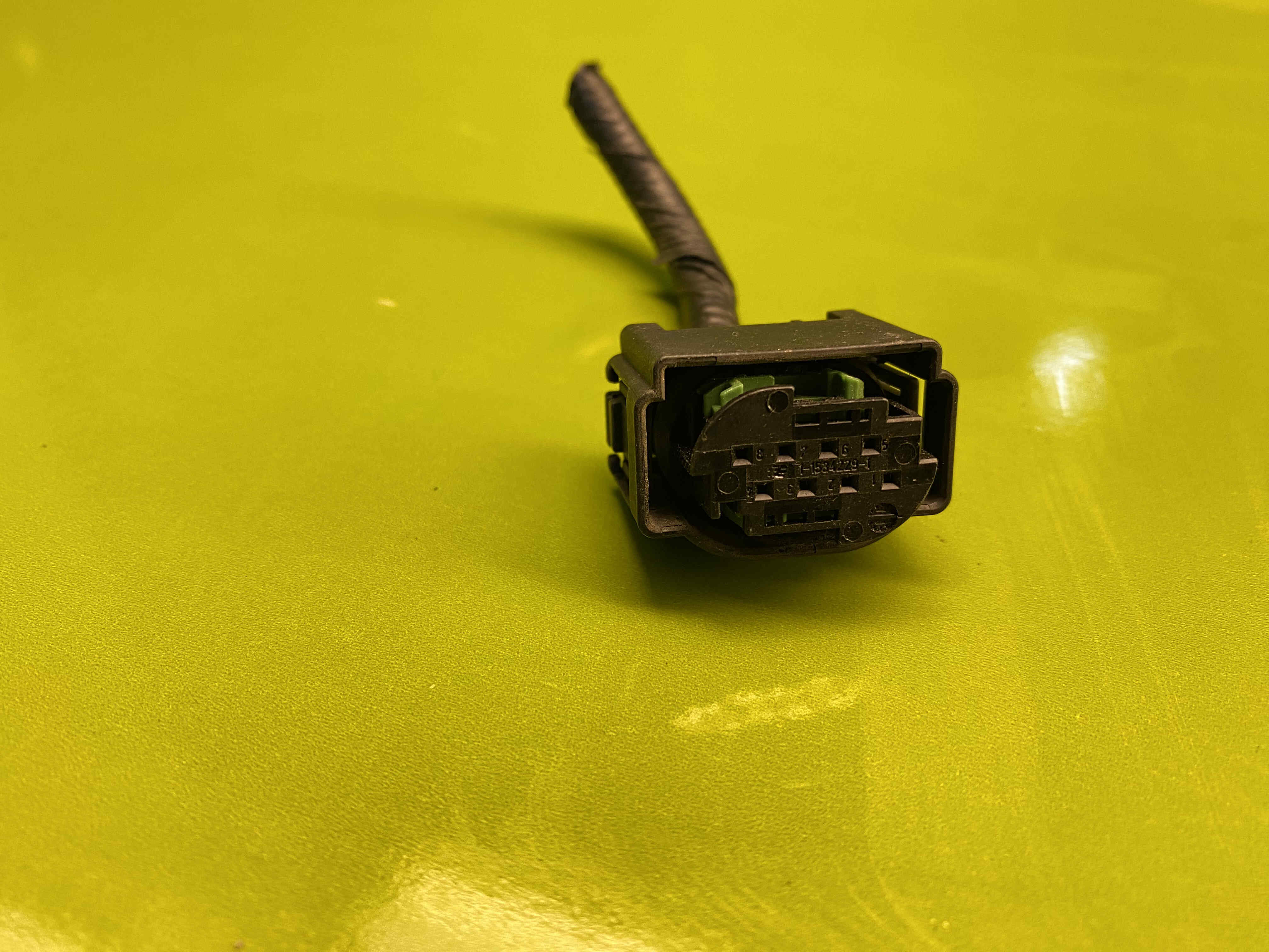 سوكت رادار جنسيس سدان