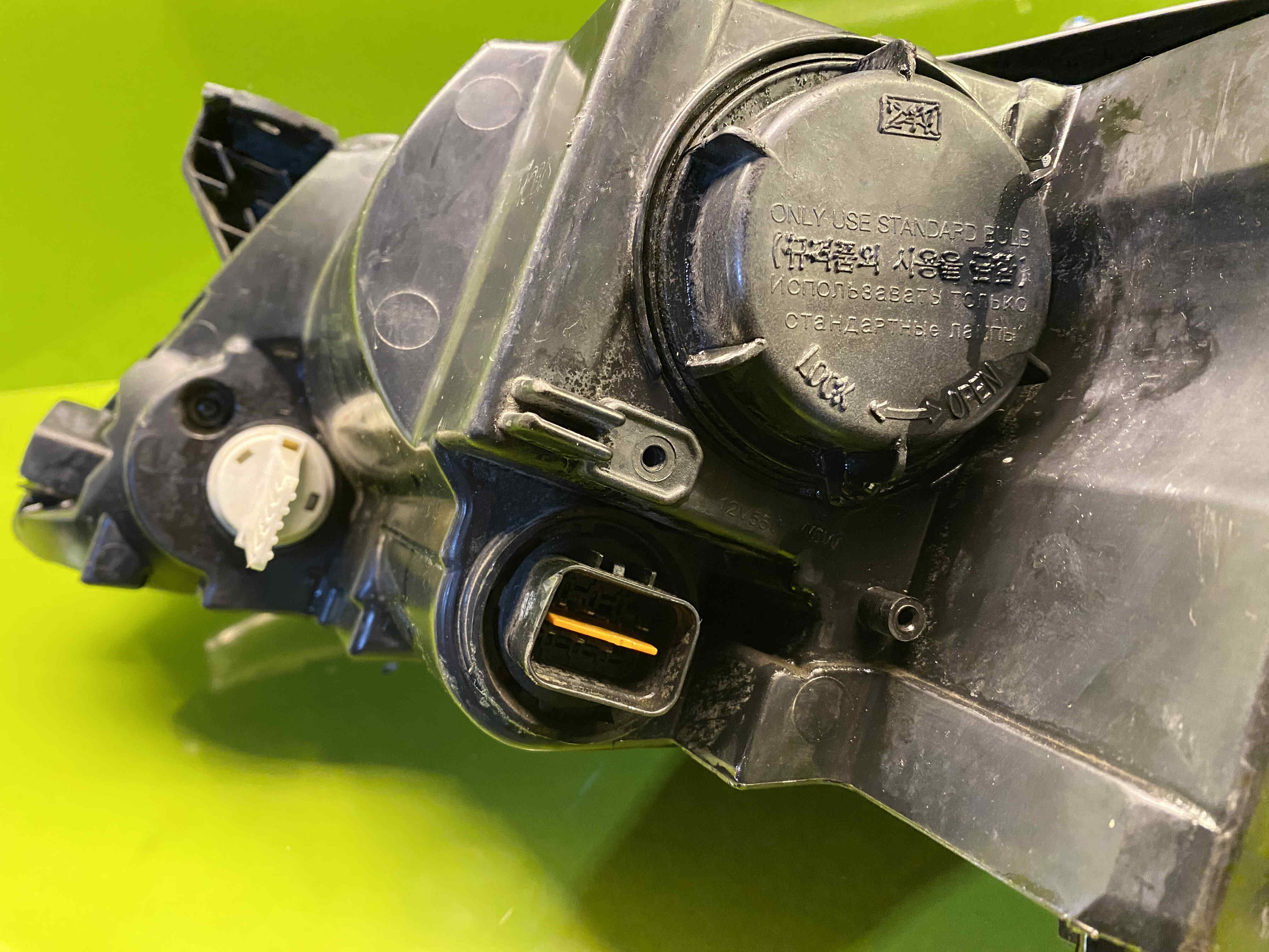 چراغ جلو اپتیما چپ