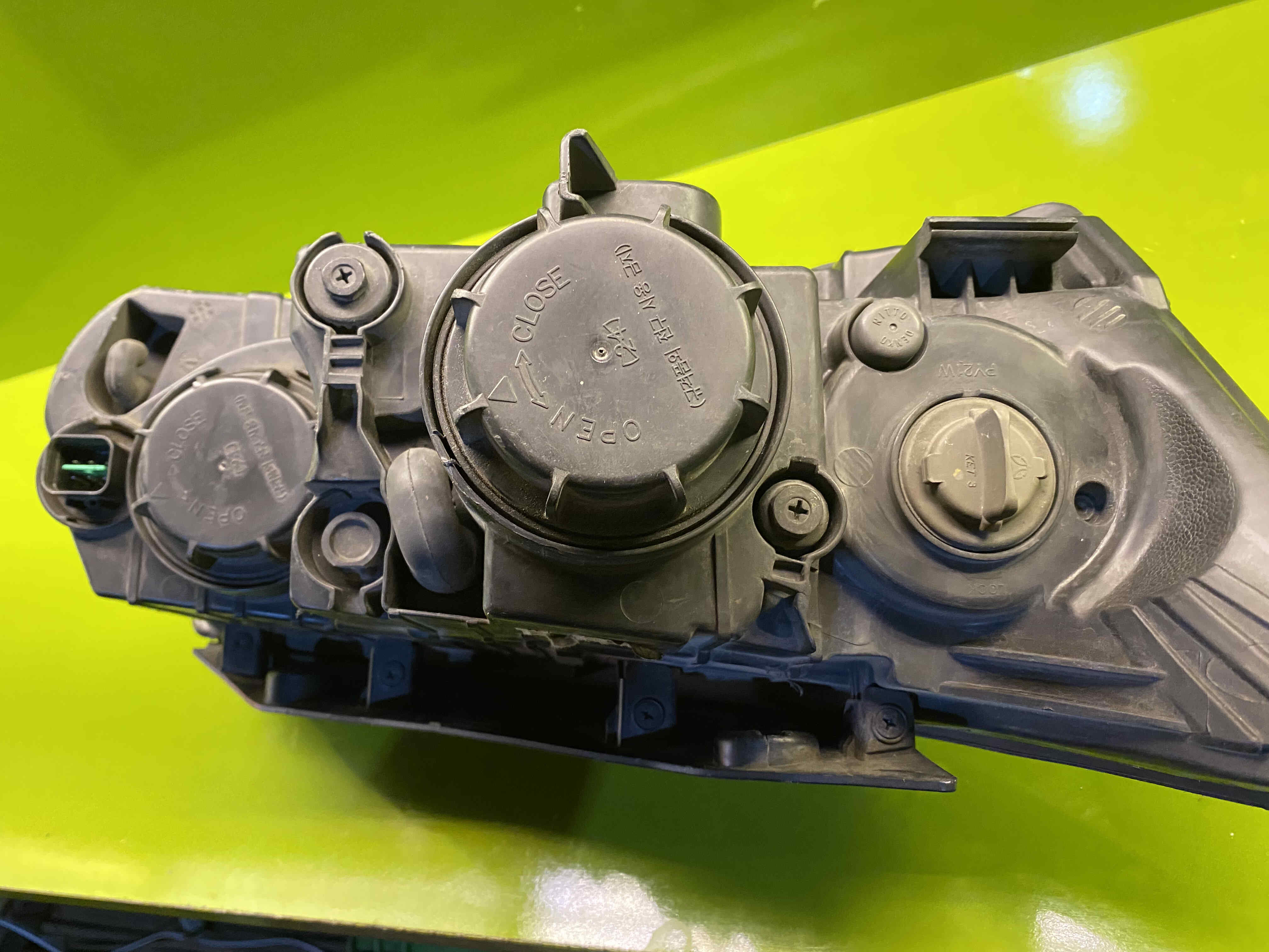 چراغ جلو چپ هیوندا سوناتا