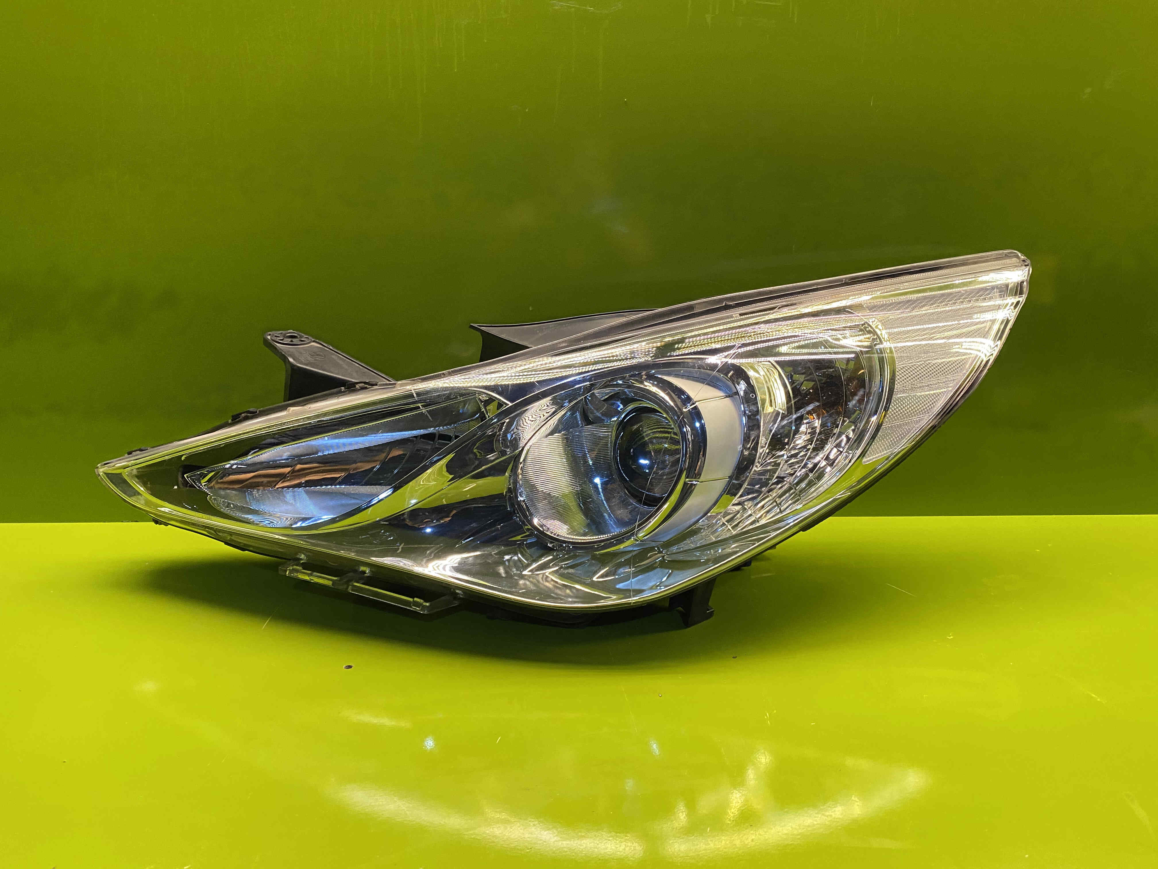 چراغ جلو چپ