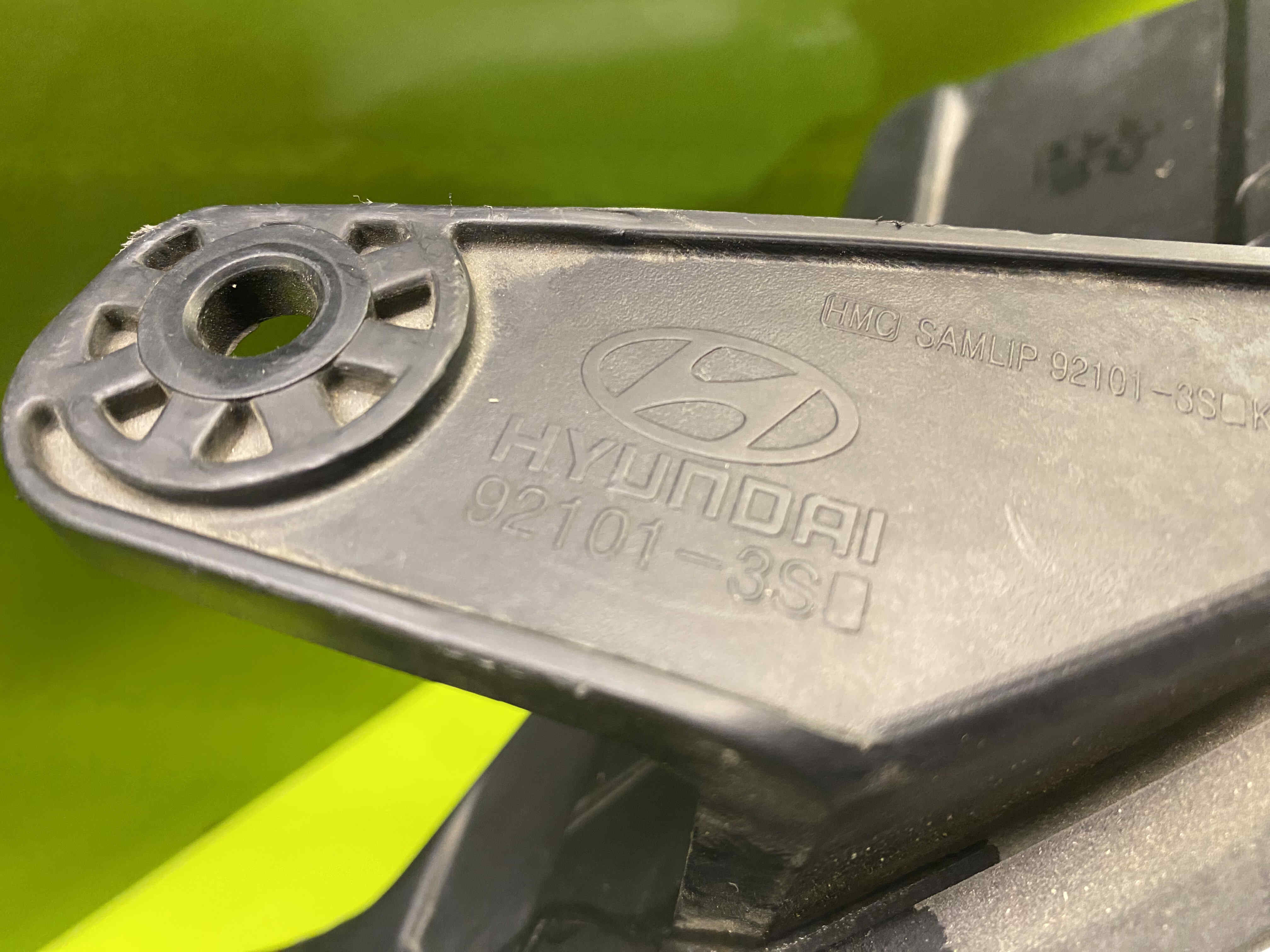 چراغ جلو چپ