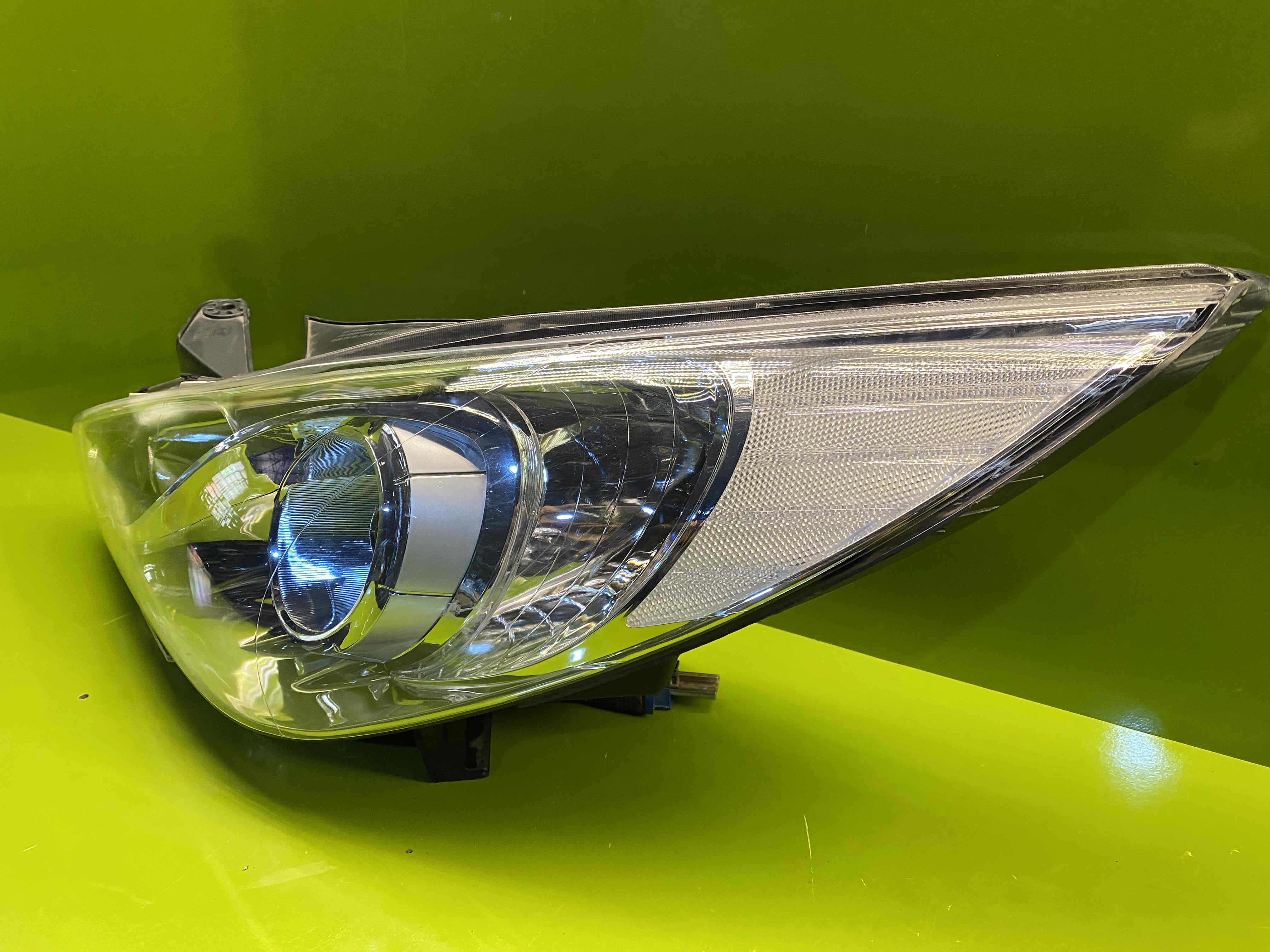 چراغ جلو چپ