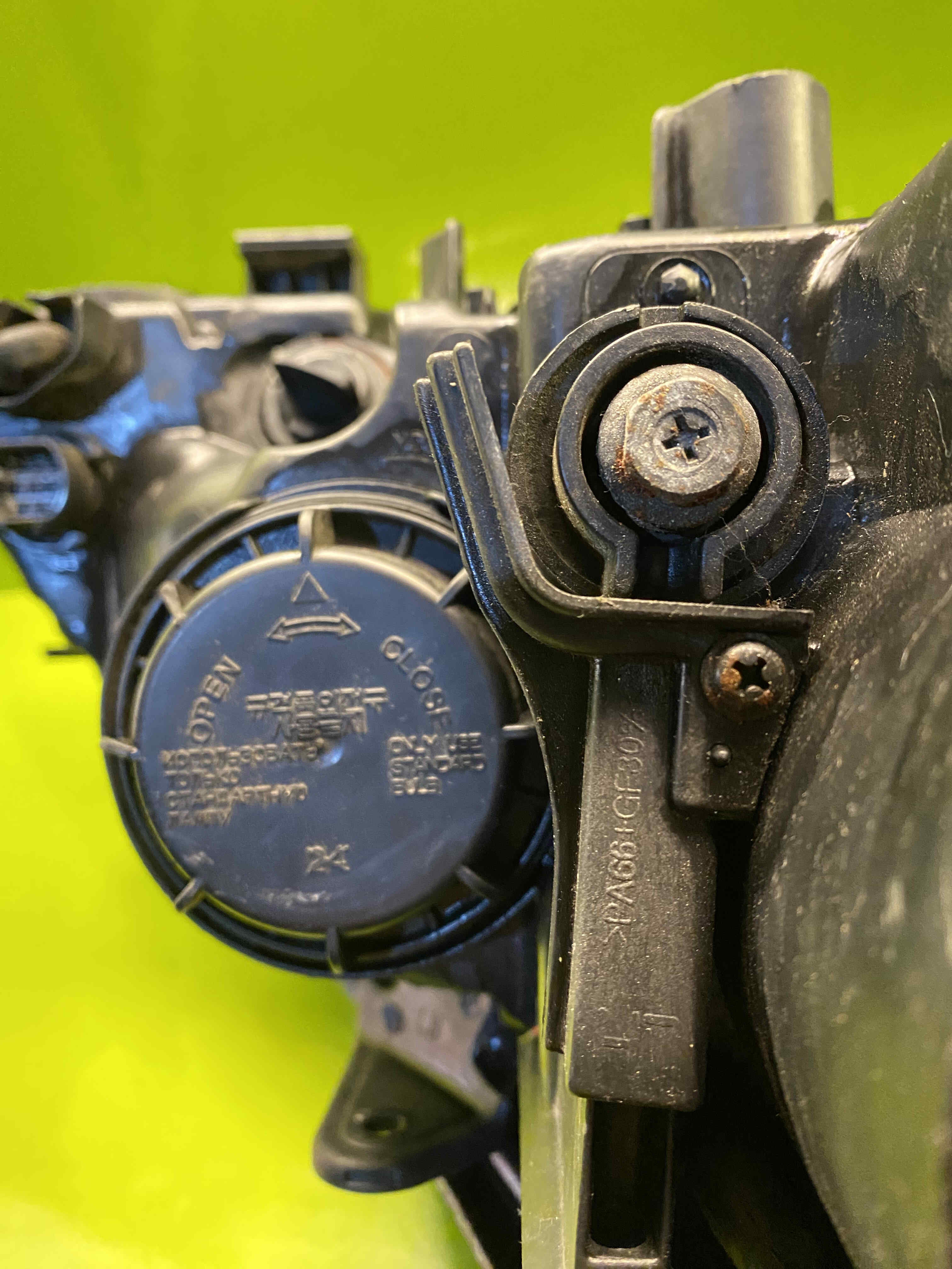 چراغ جلو چپ گرنجور