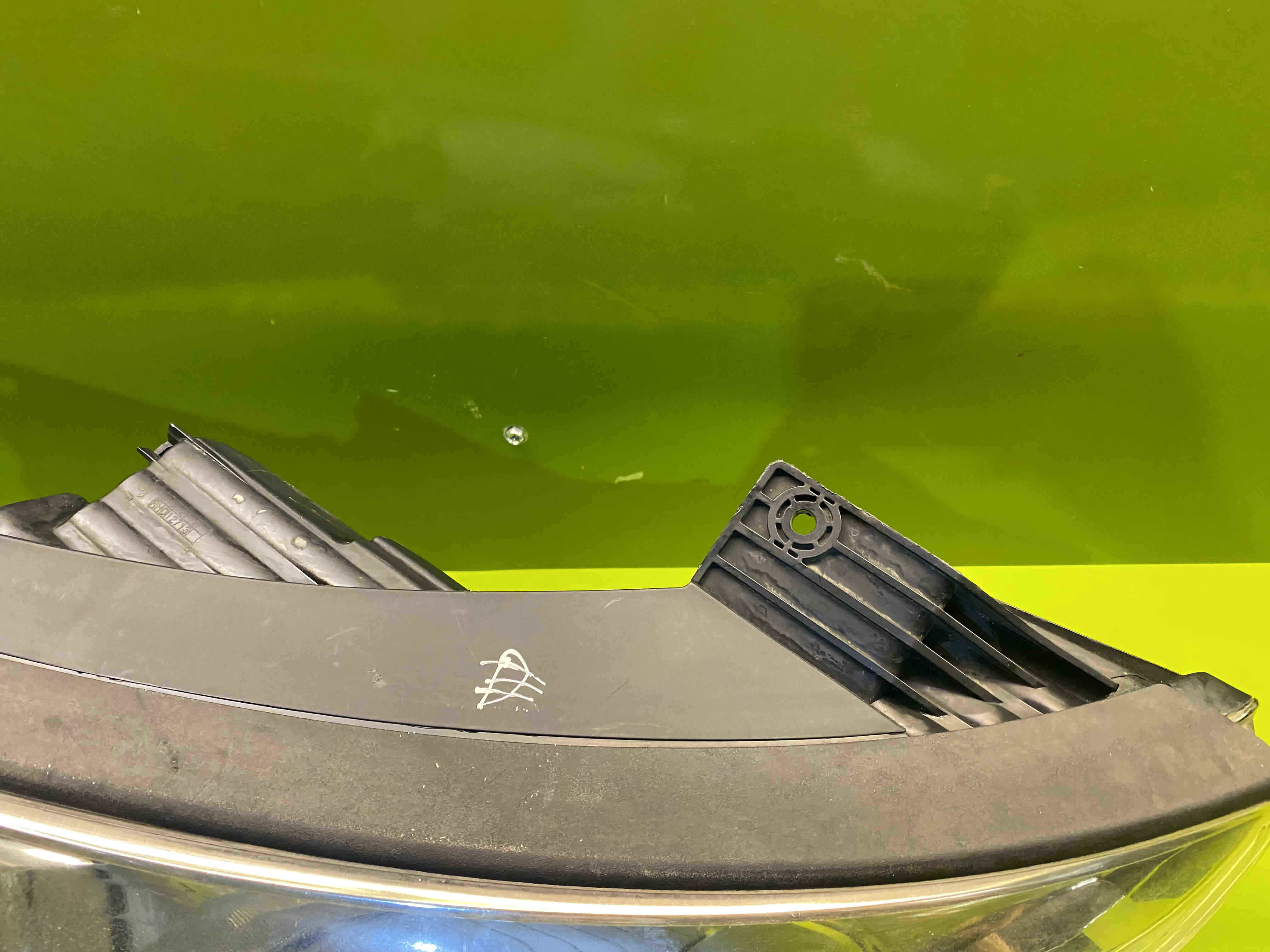 چراغ جلو راست