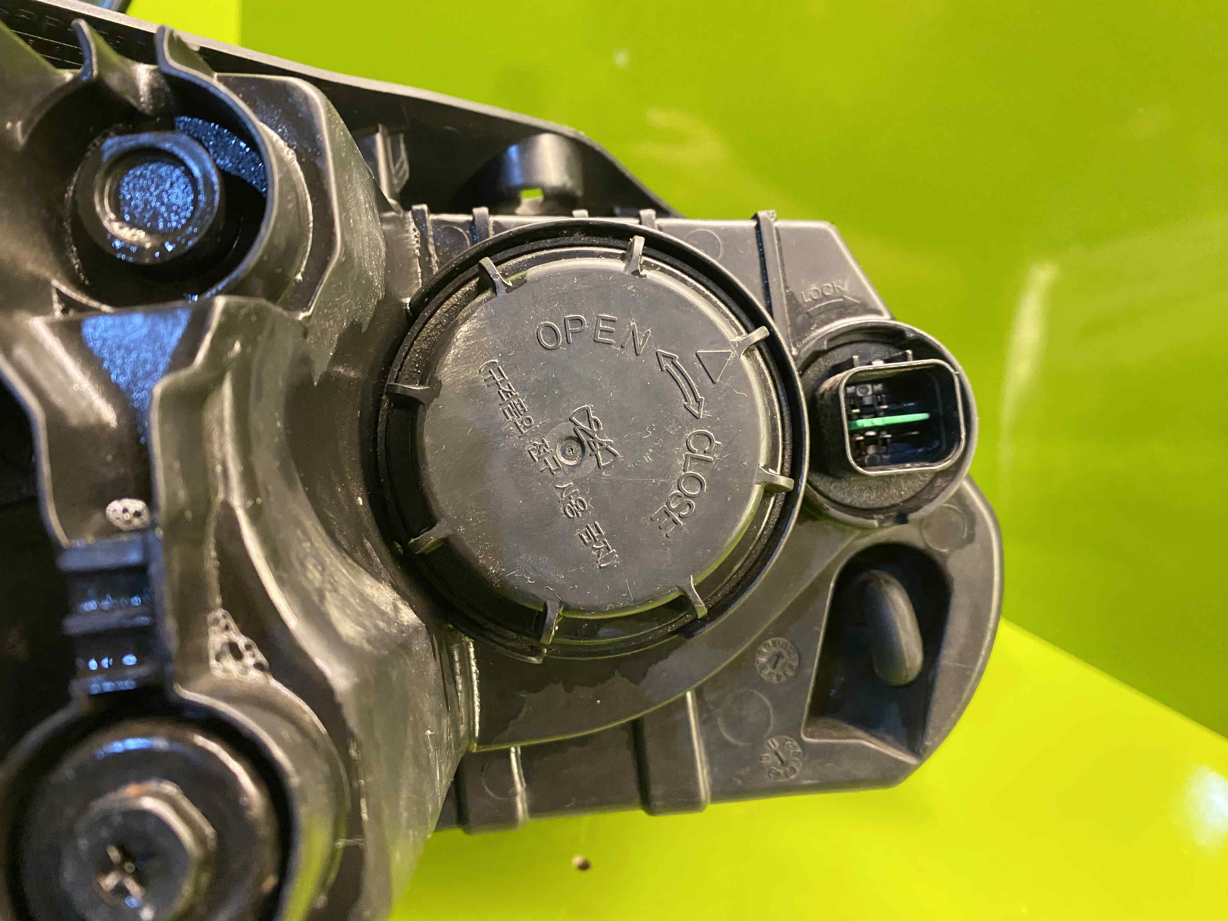 چراغ چپ هیوندای سوناتا