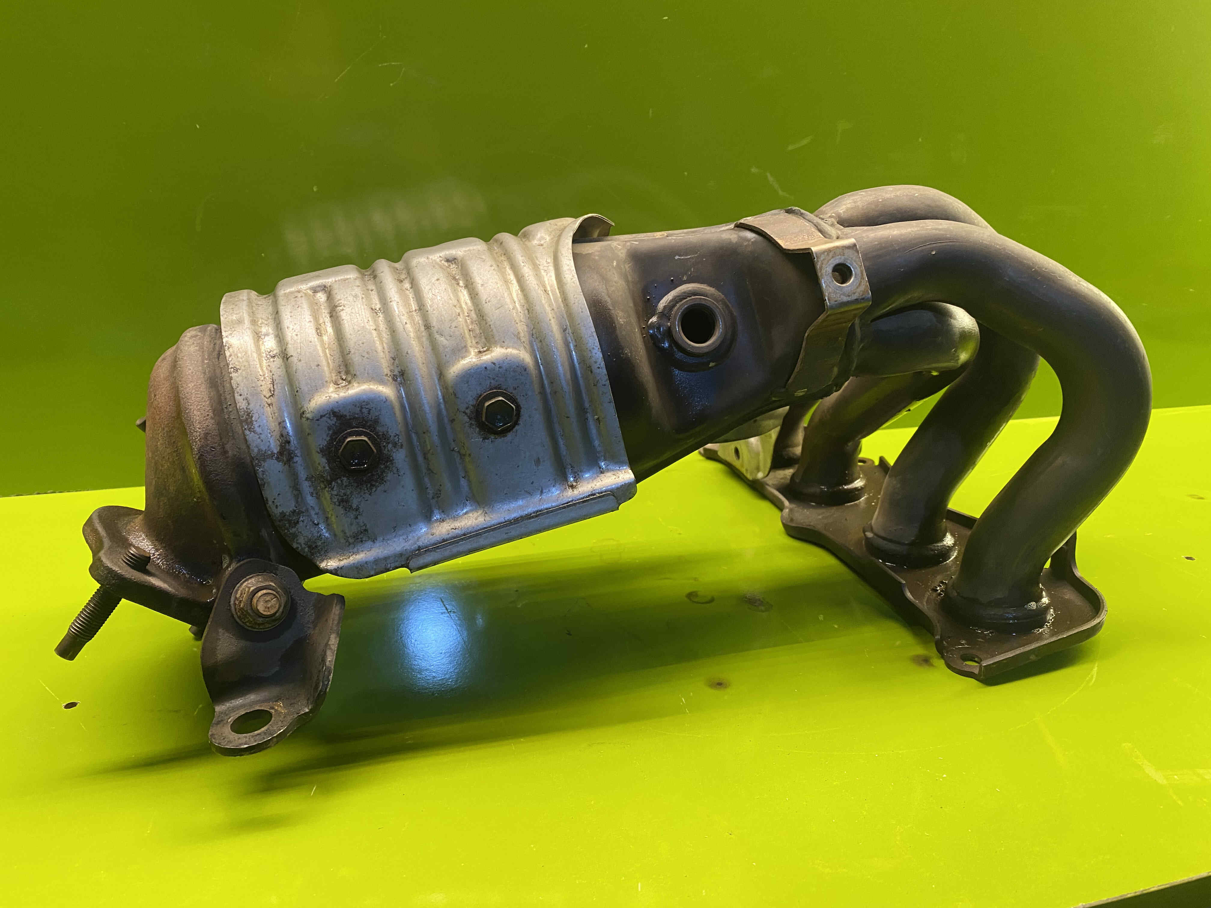 کاتالیزور تویوتا کمری