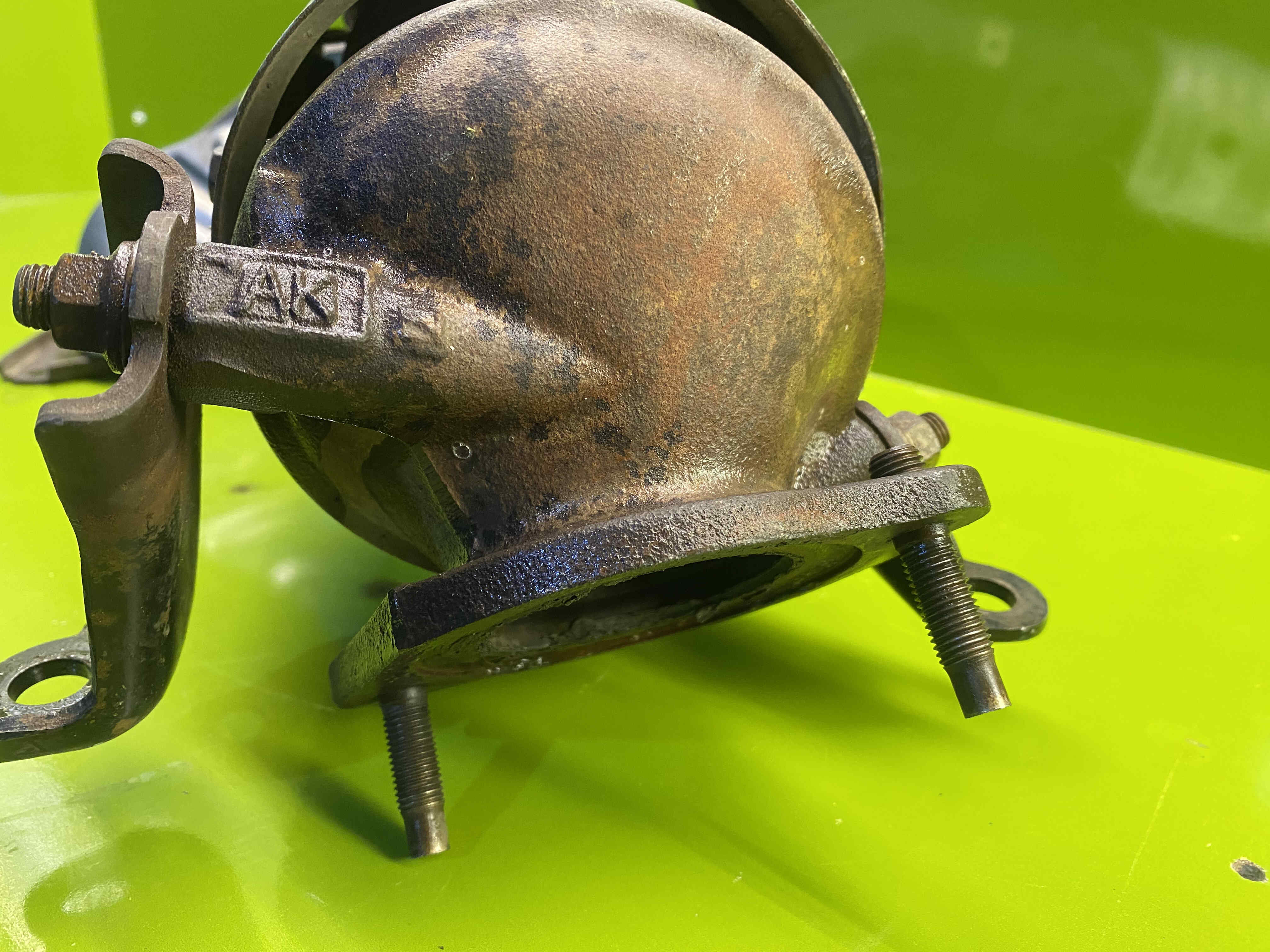 کاتالیزور تویوتا کمری