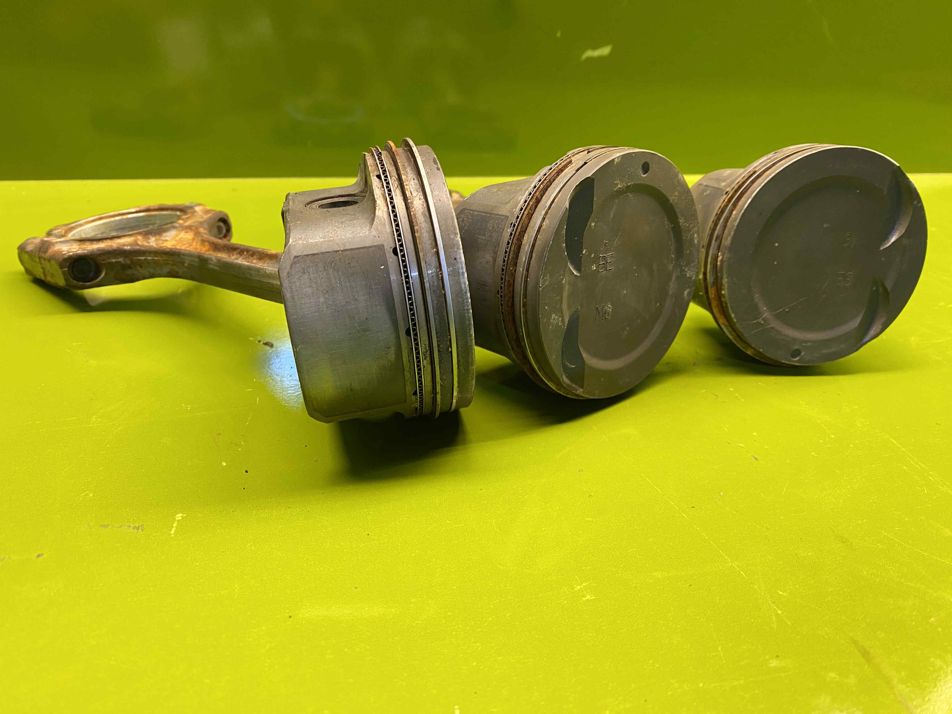 شاتون و پیستون i20