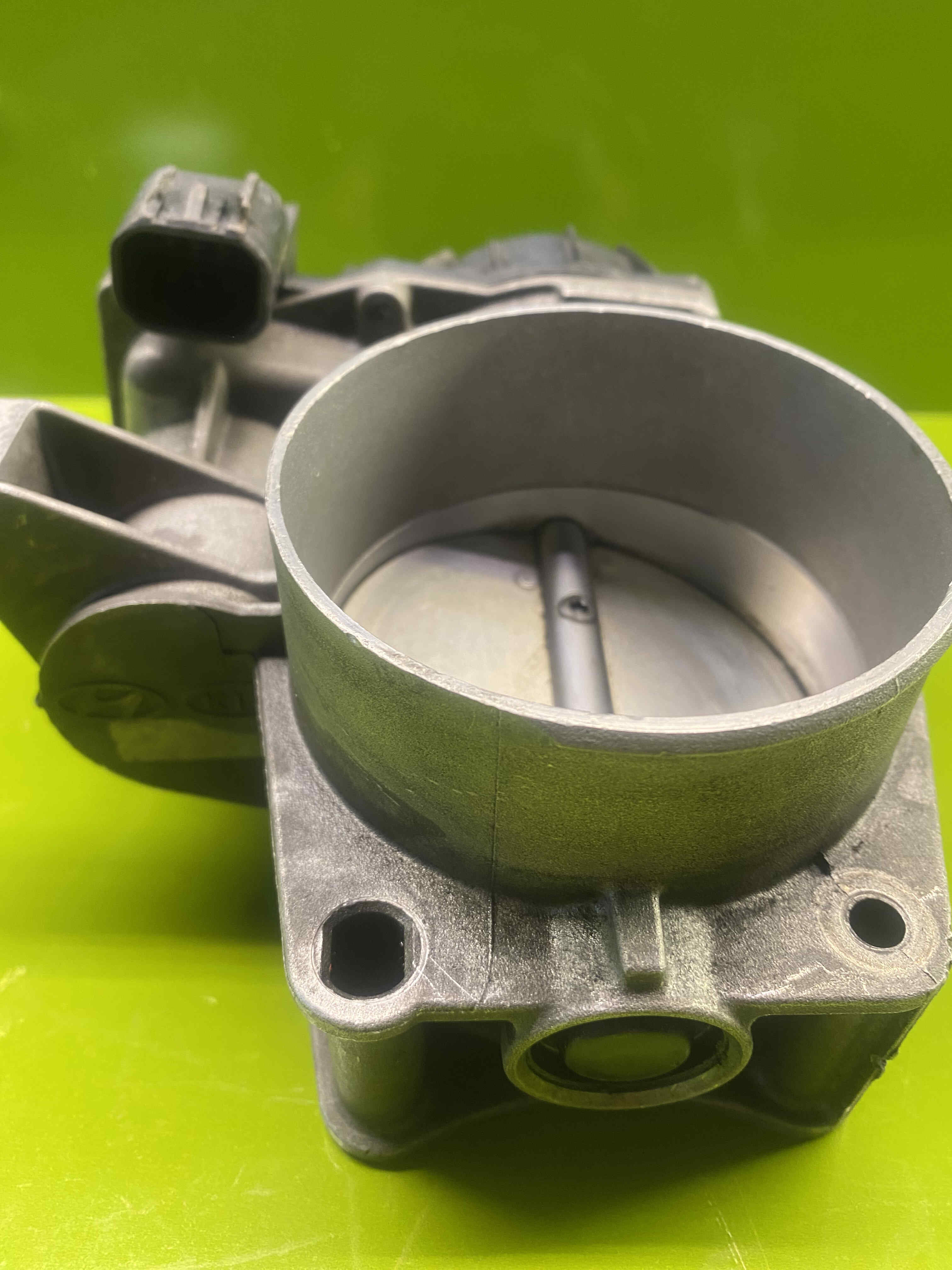 بدنه دریچه گاز تزریق سوخت