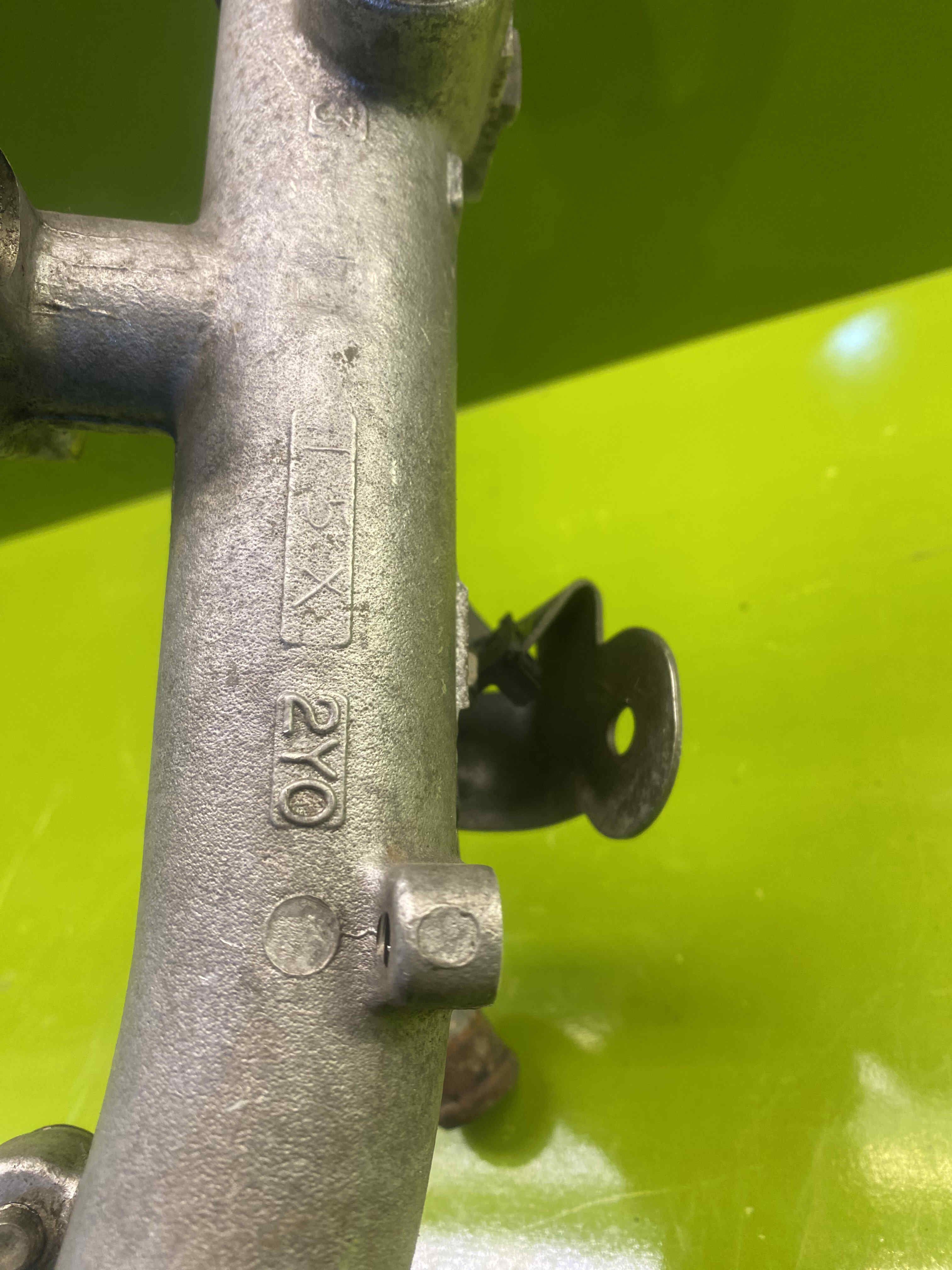 حوزینگ ترموستات ماکسیما 