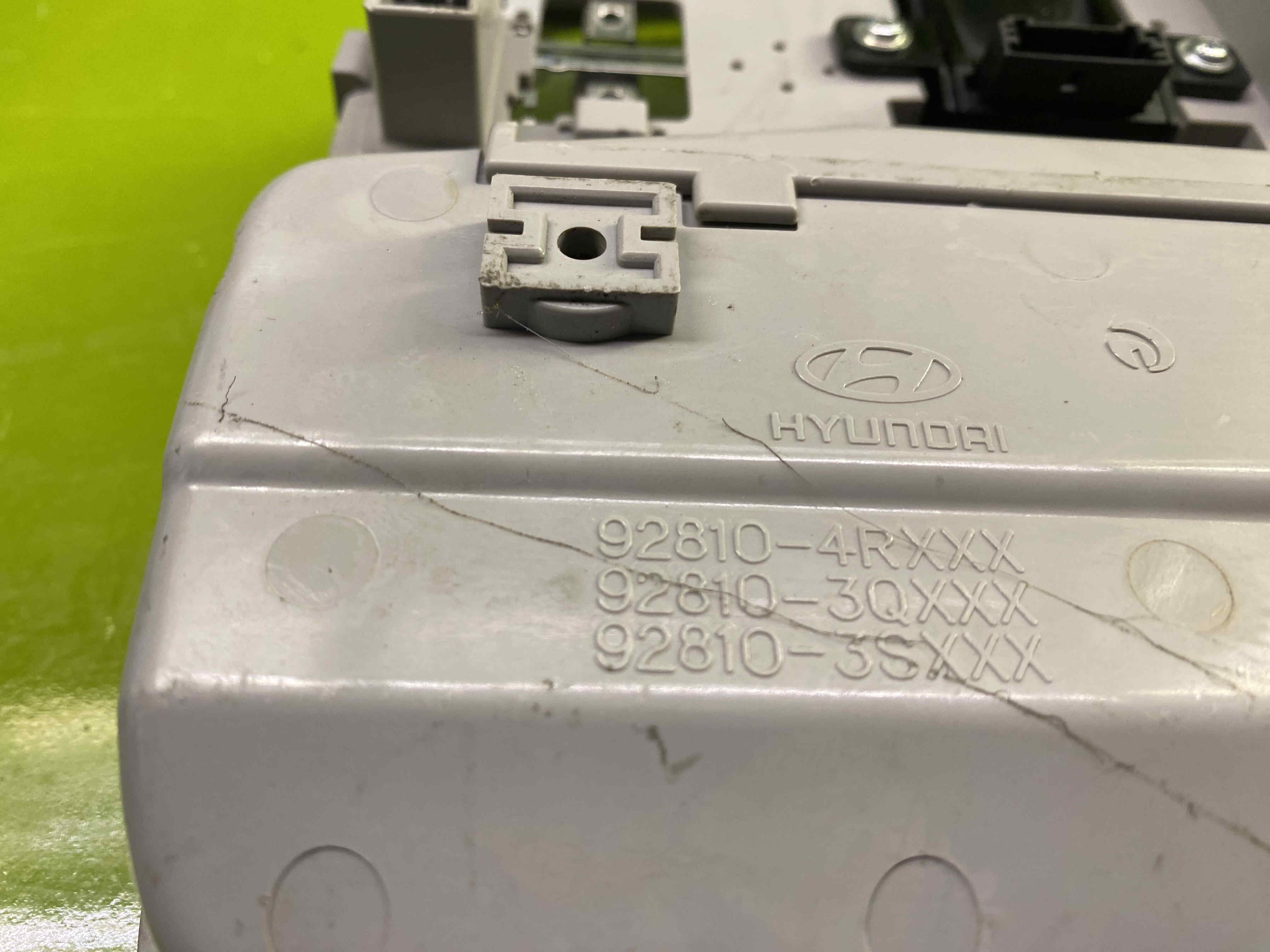 کنسول - چراغ سقفی هیوندای i40