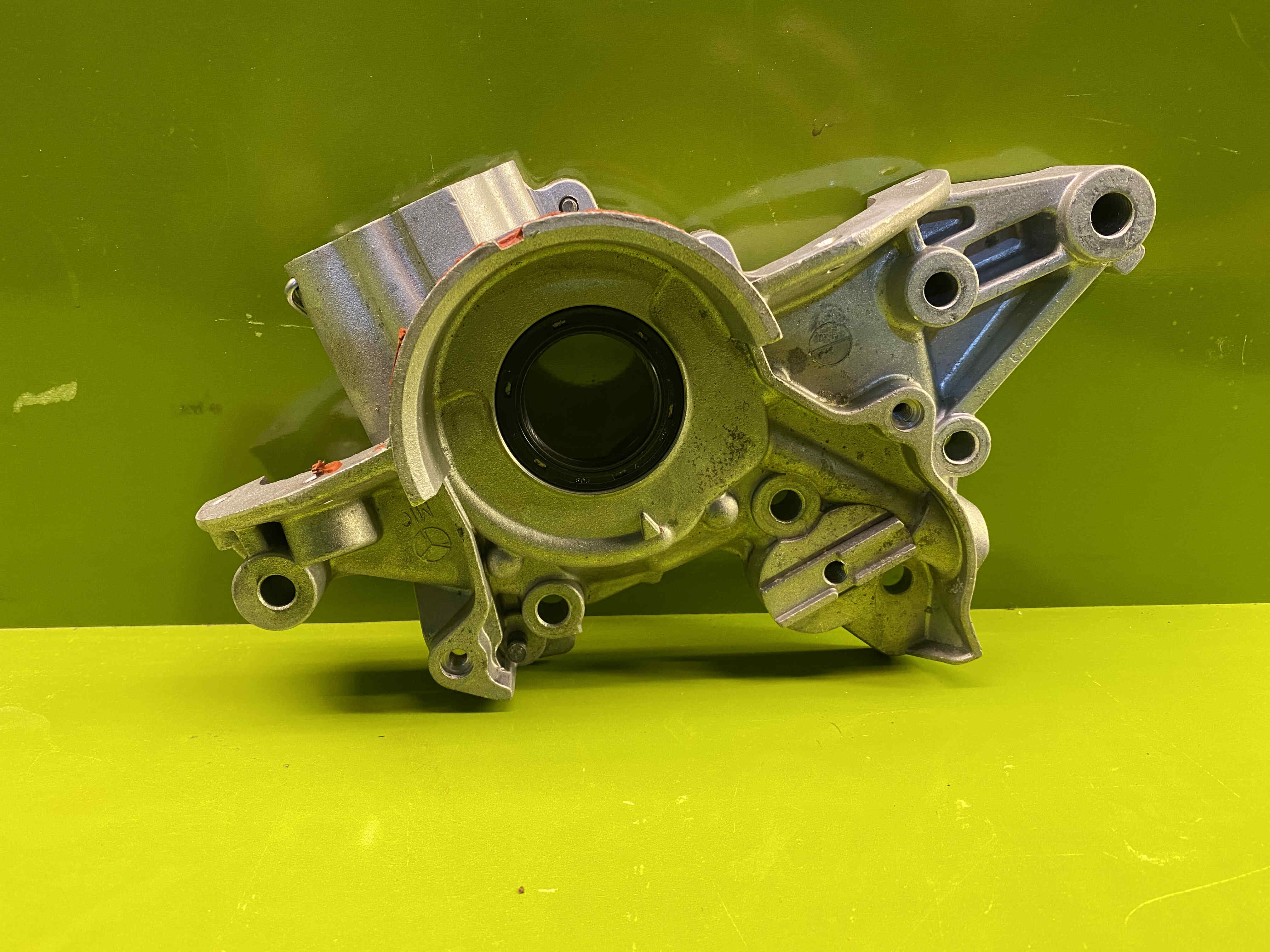 اویل پمپ سانتافه 2.7    (2)