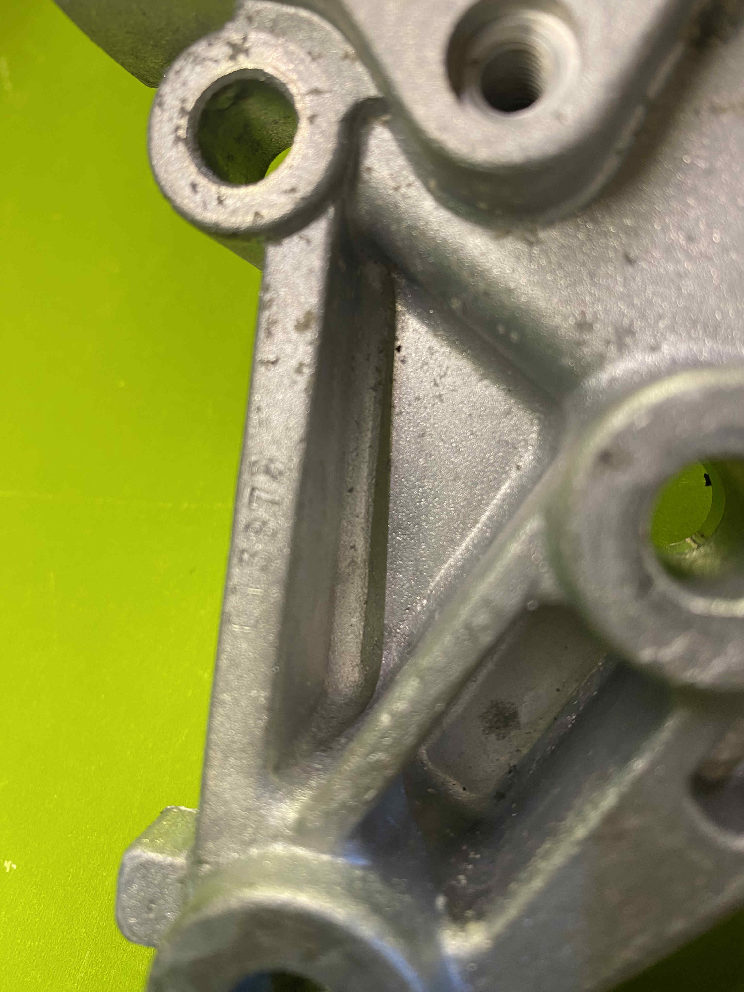 اویل پمپ سانتافه 2.7    (2)