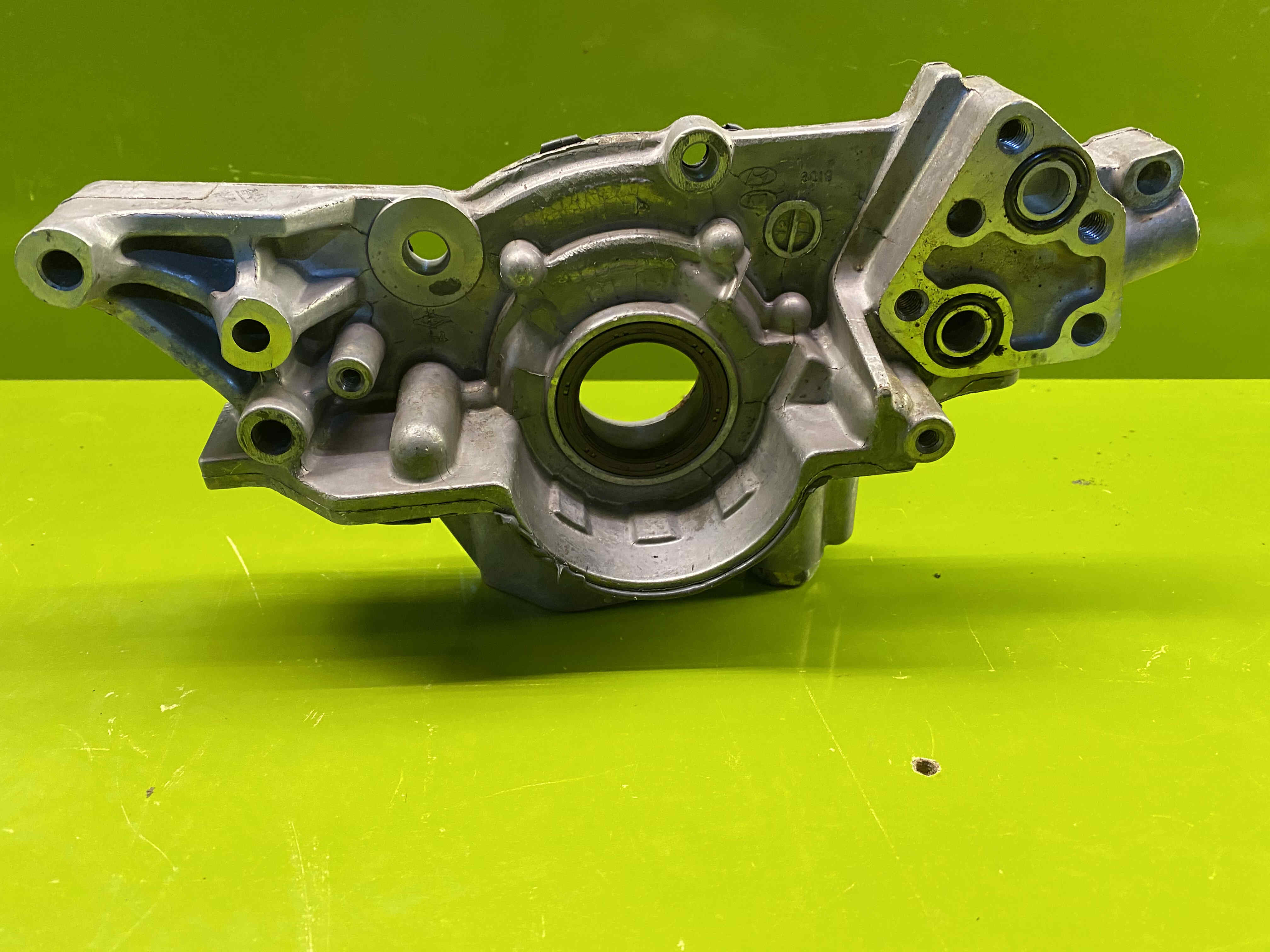 اویل پمپ سانتافه 2.7    (1)