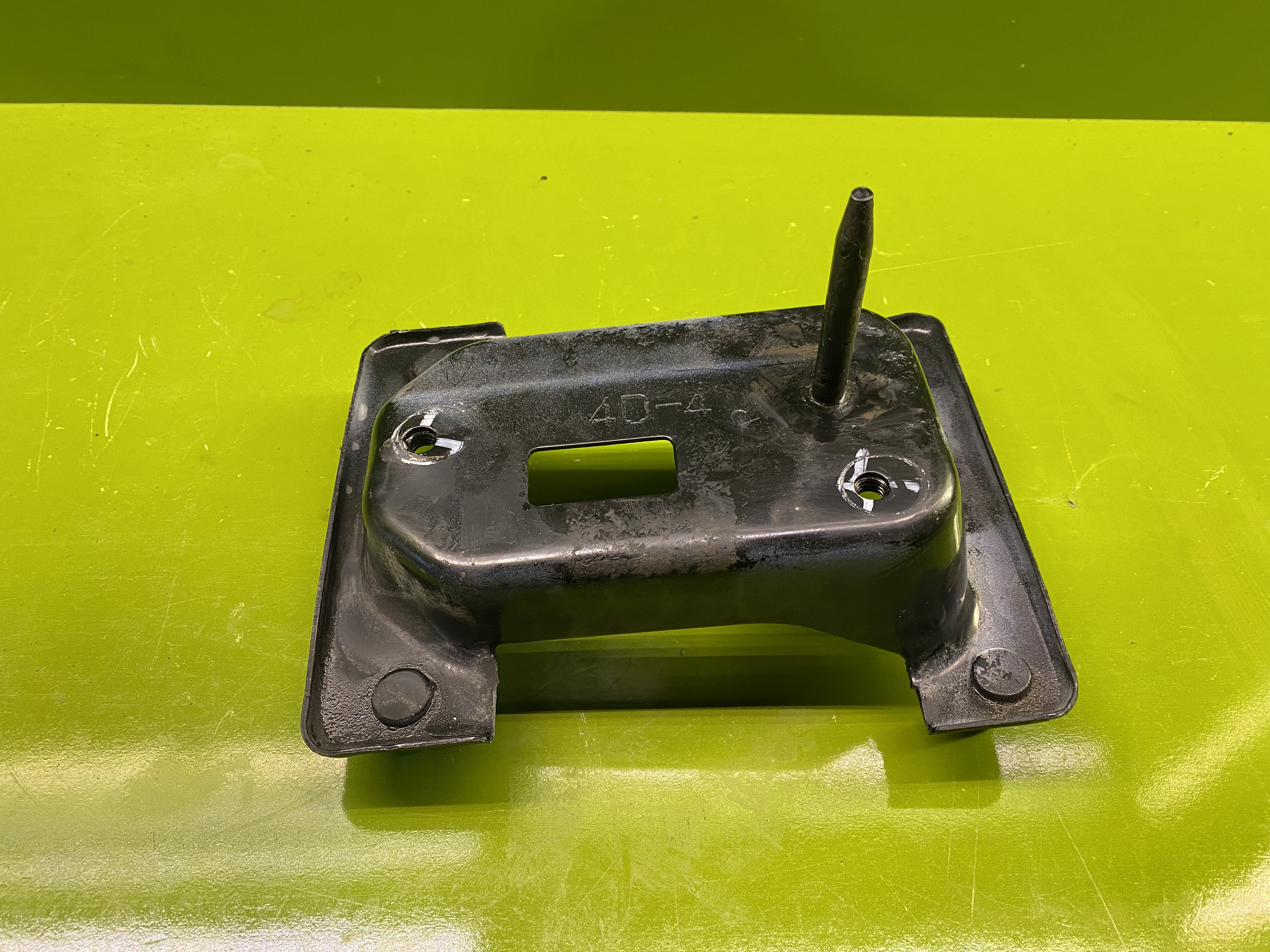 قاب سر شاسی