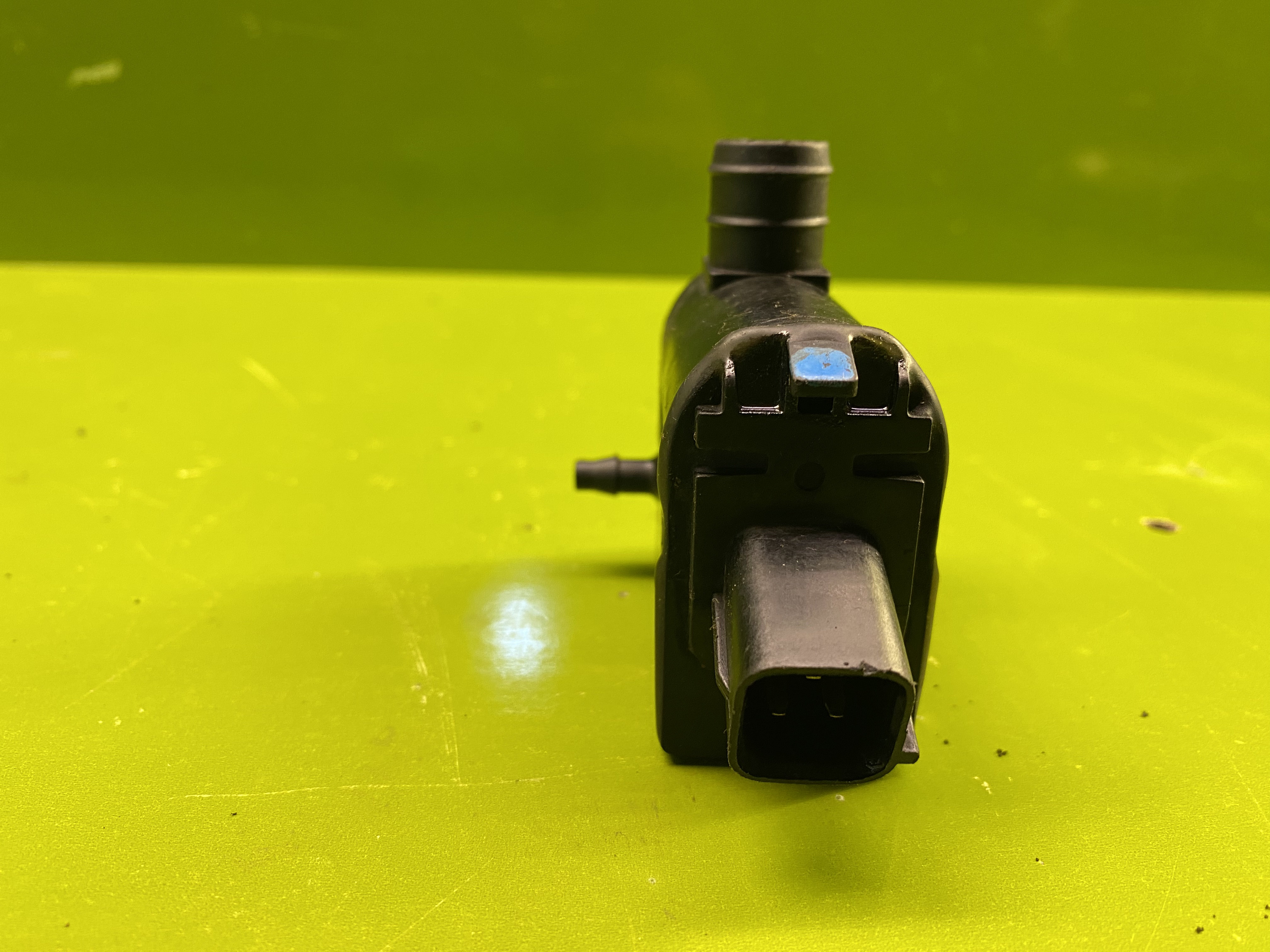 واتر پمپ شیشه شور 