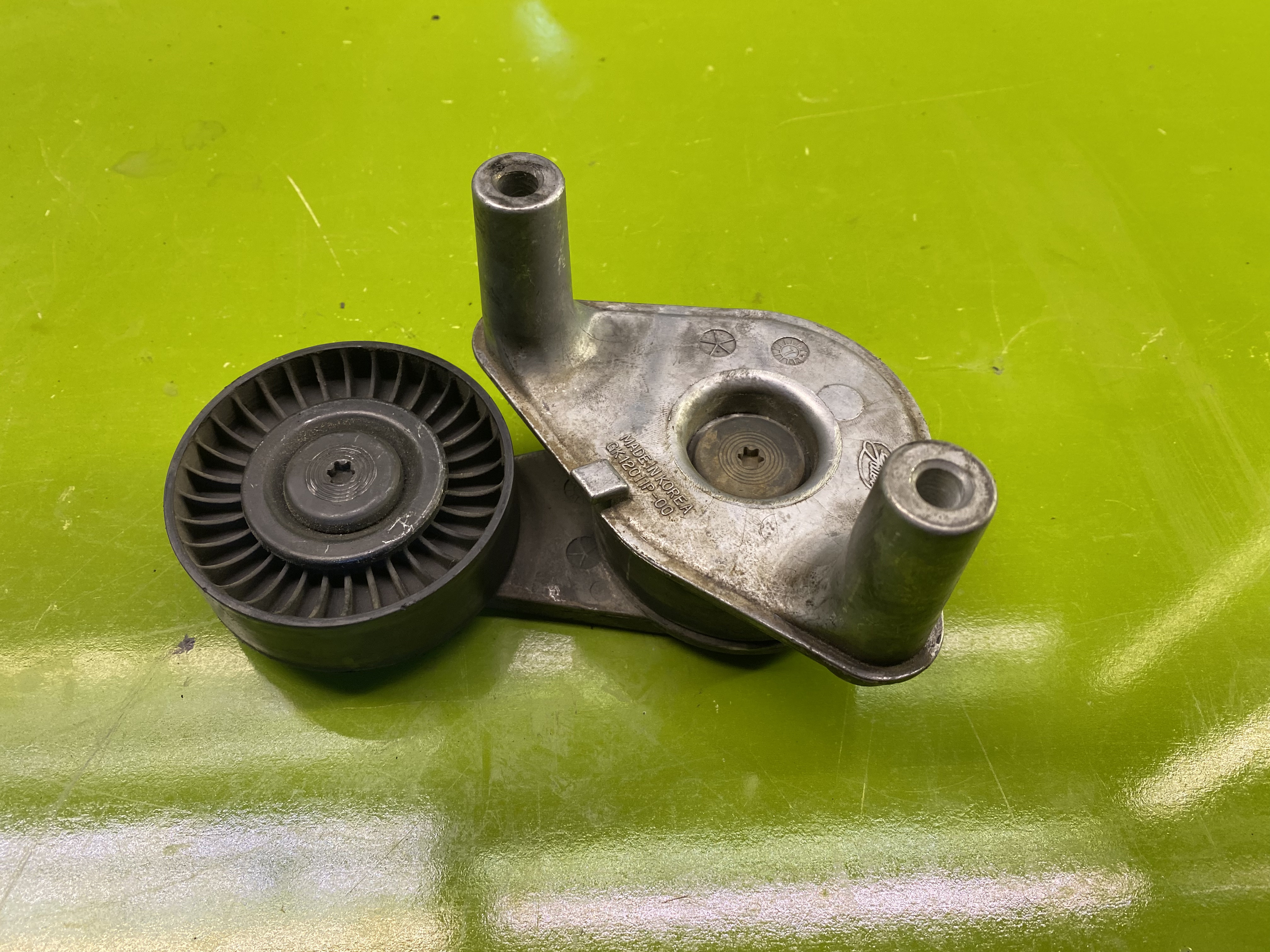 کشنده تسمه موتور