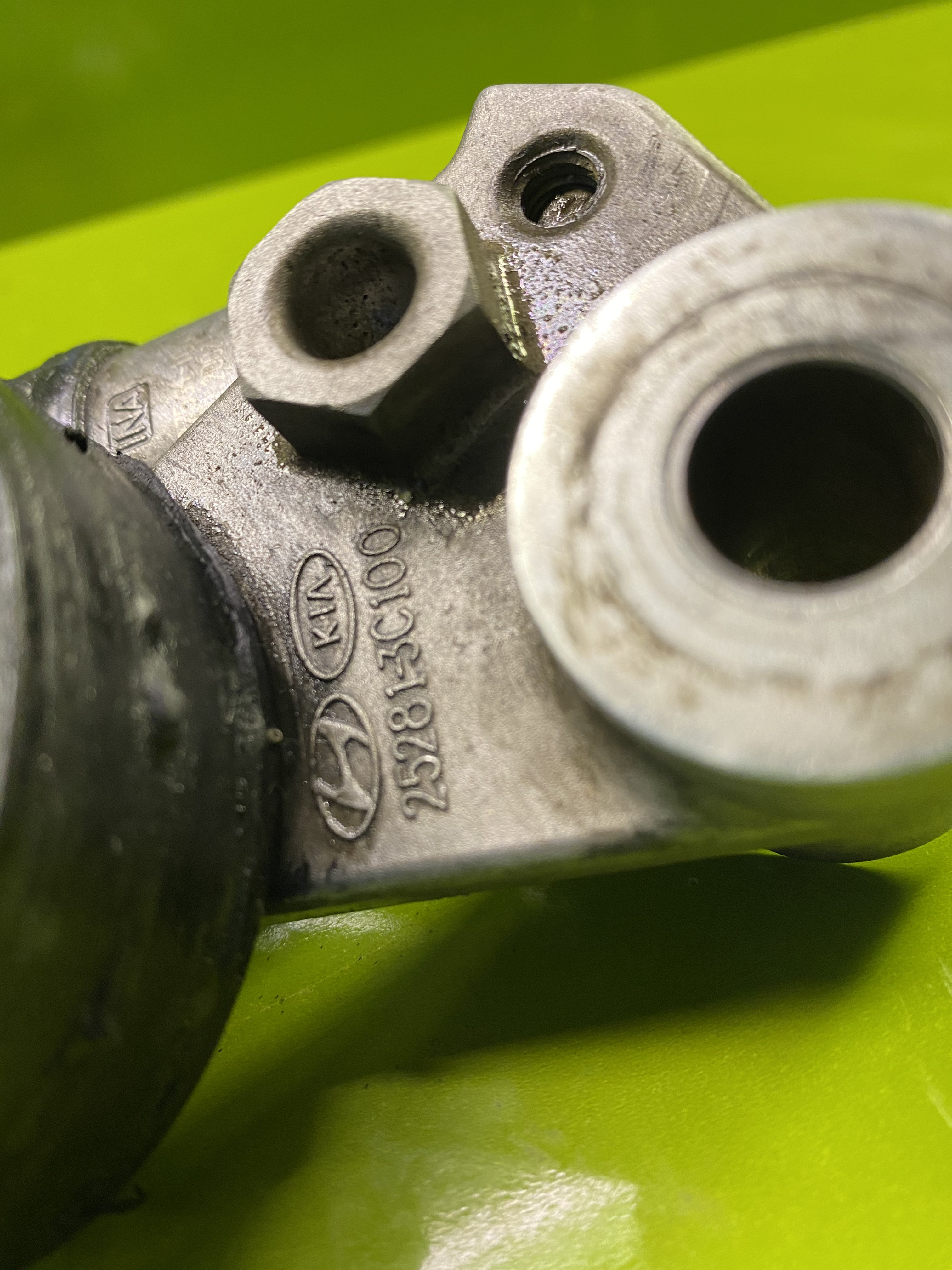 کشنده تسمه موتور