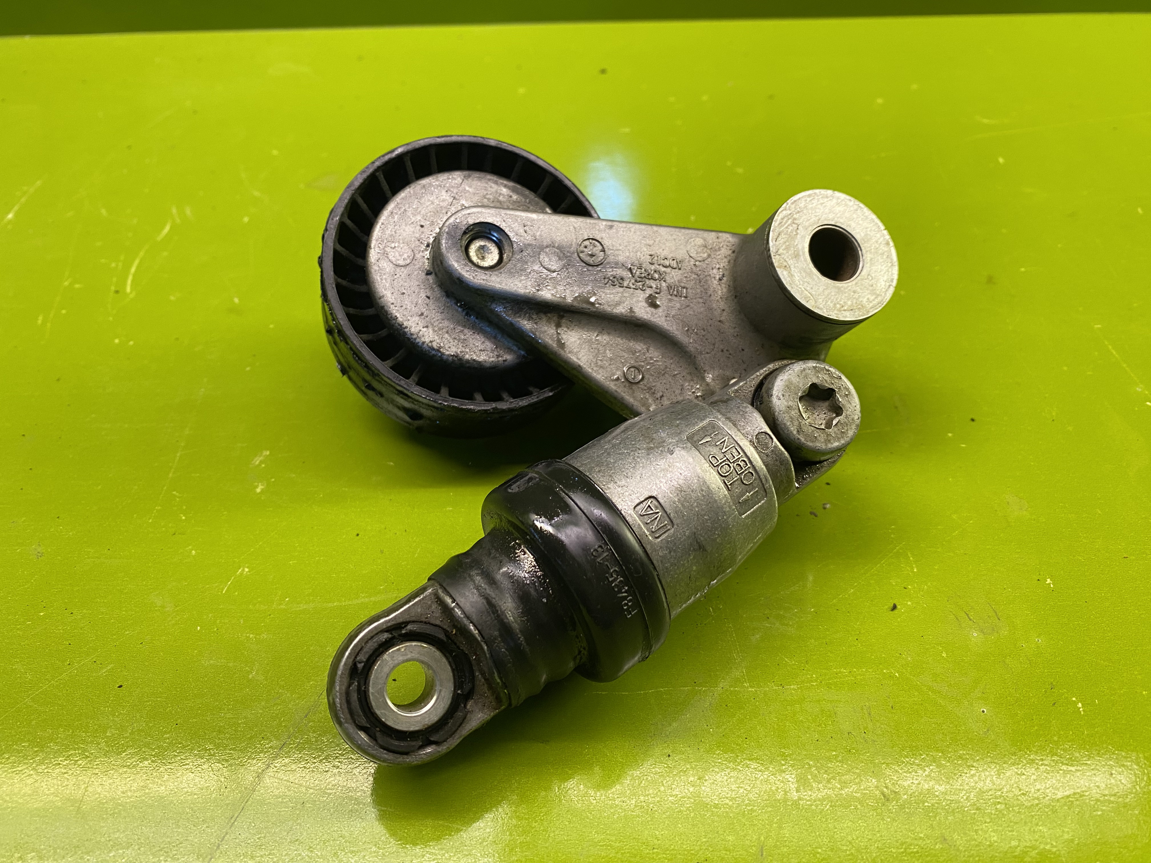 کشنده تسمه موتور