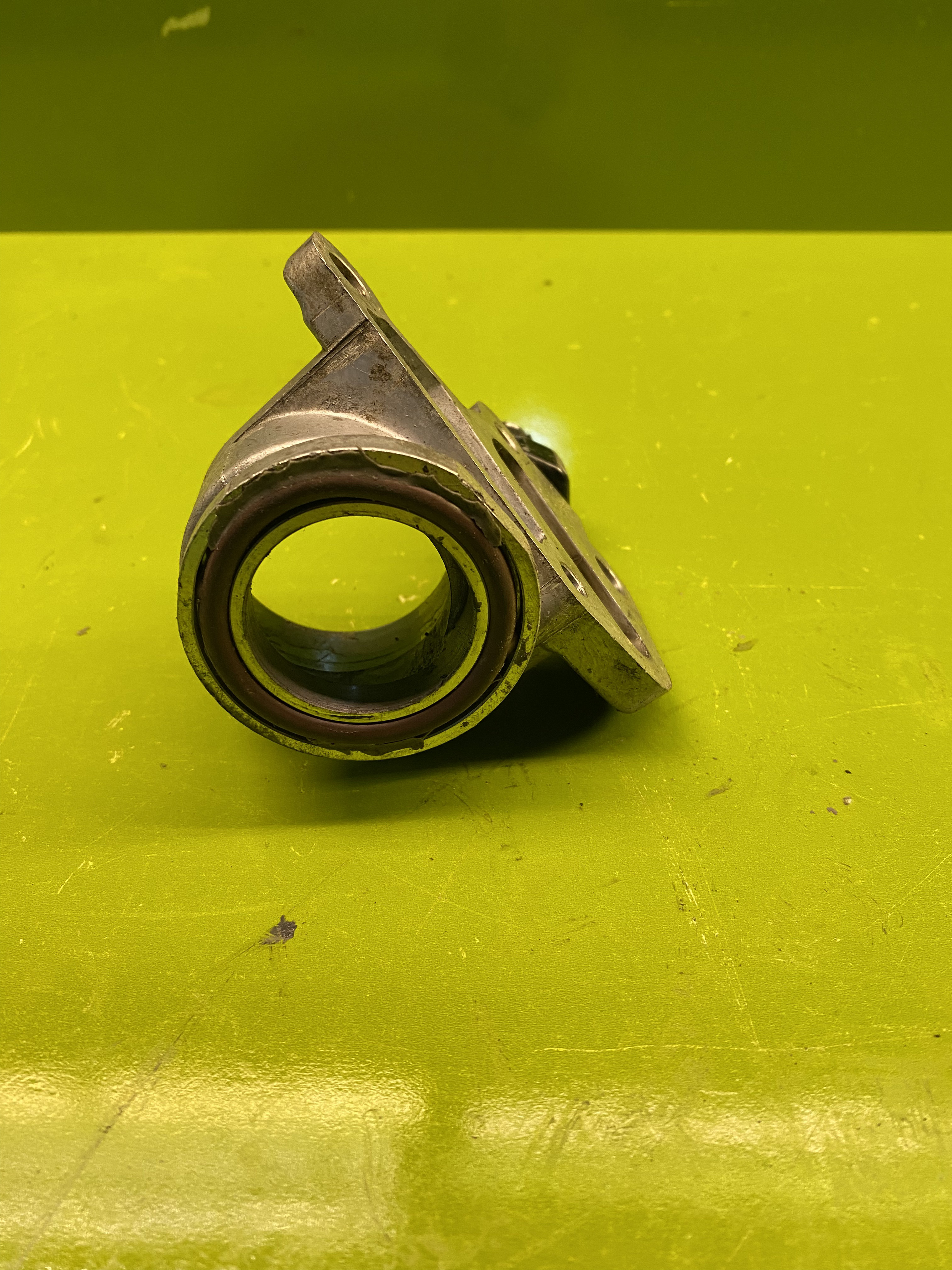 پایه رابط فشنگی روغن 