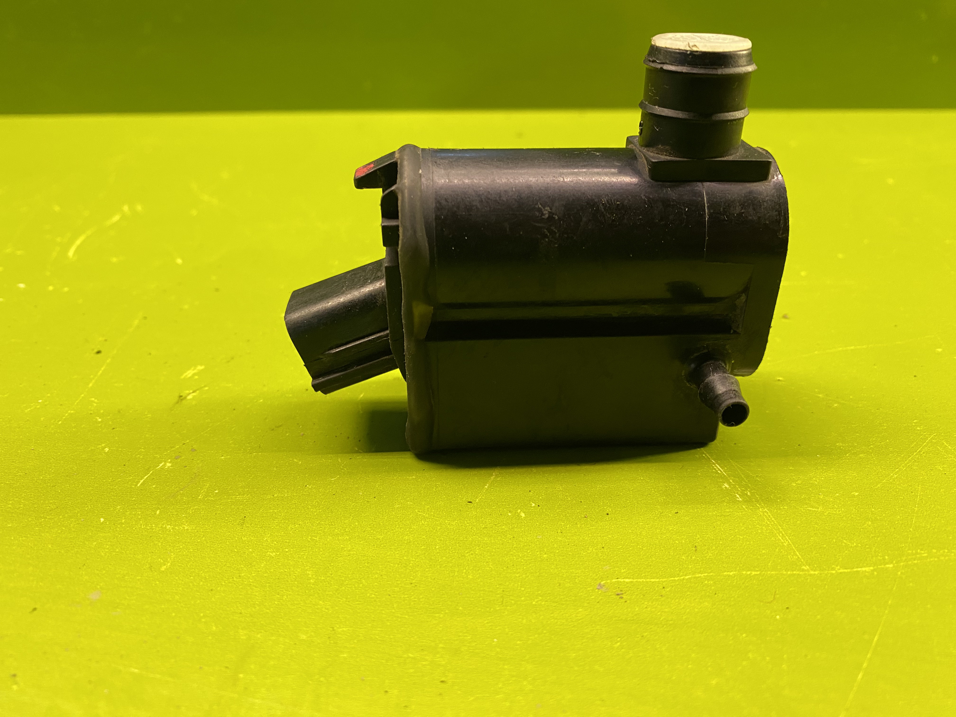 پمپ موتور شیشه شوی