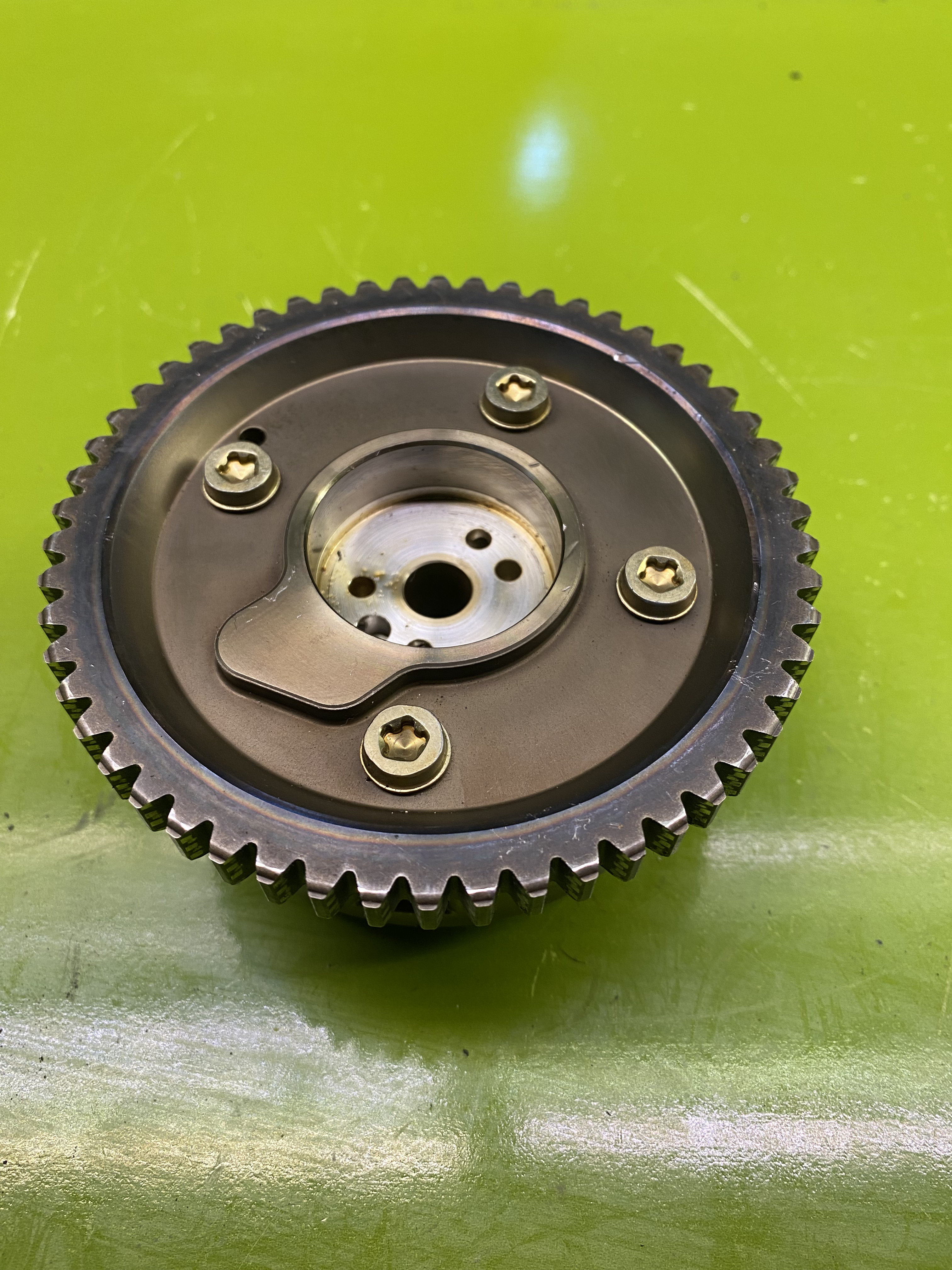 اگزوز میل بادامکCVVT