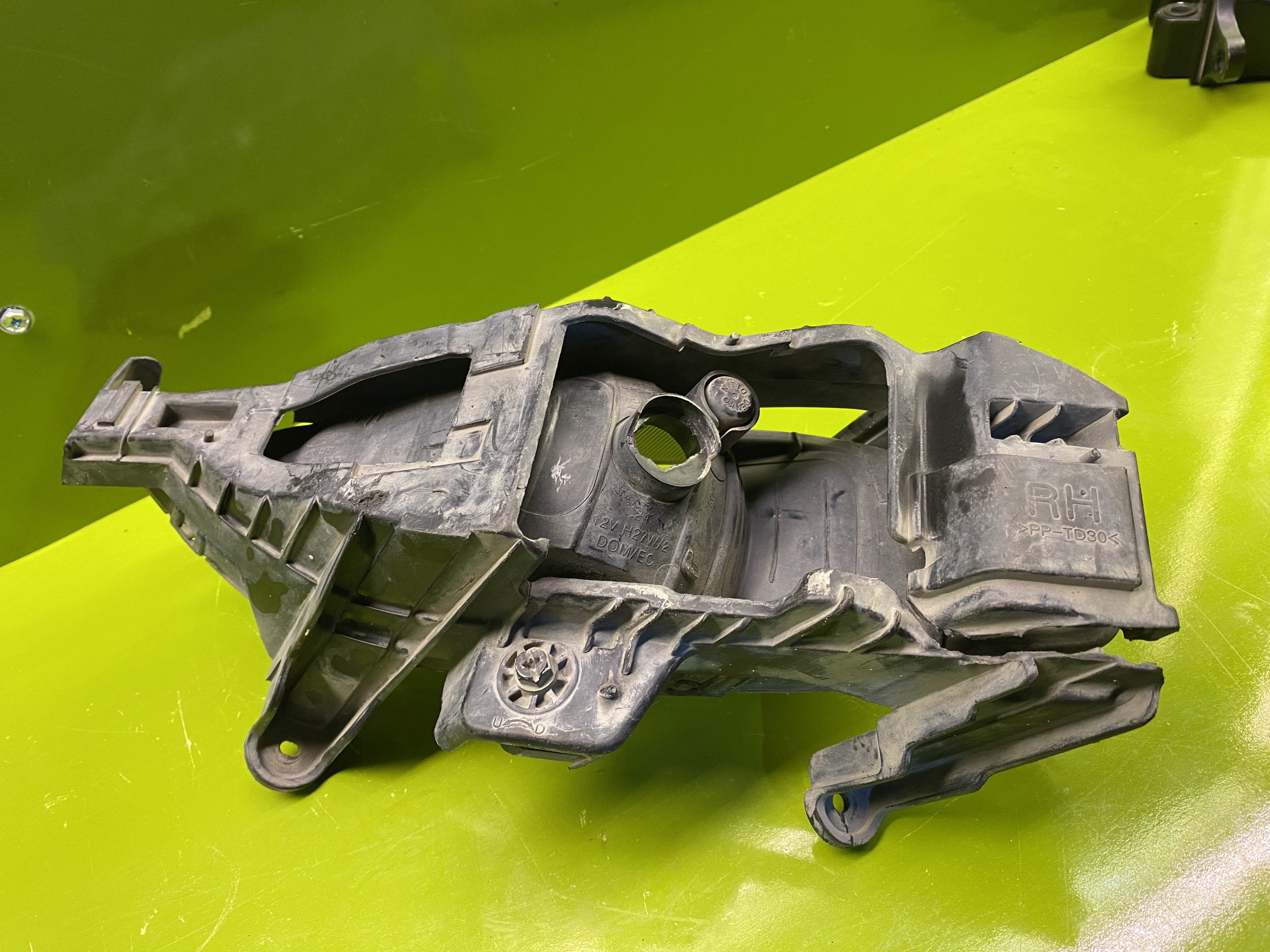 چراغ مه شکن راست هیوندای