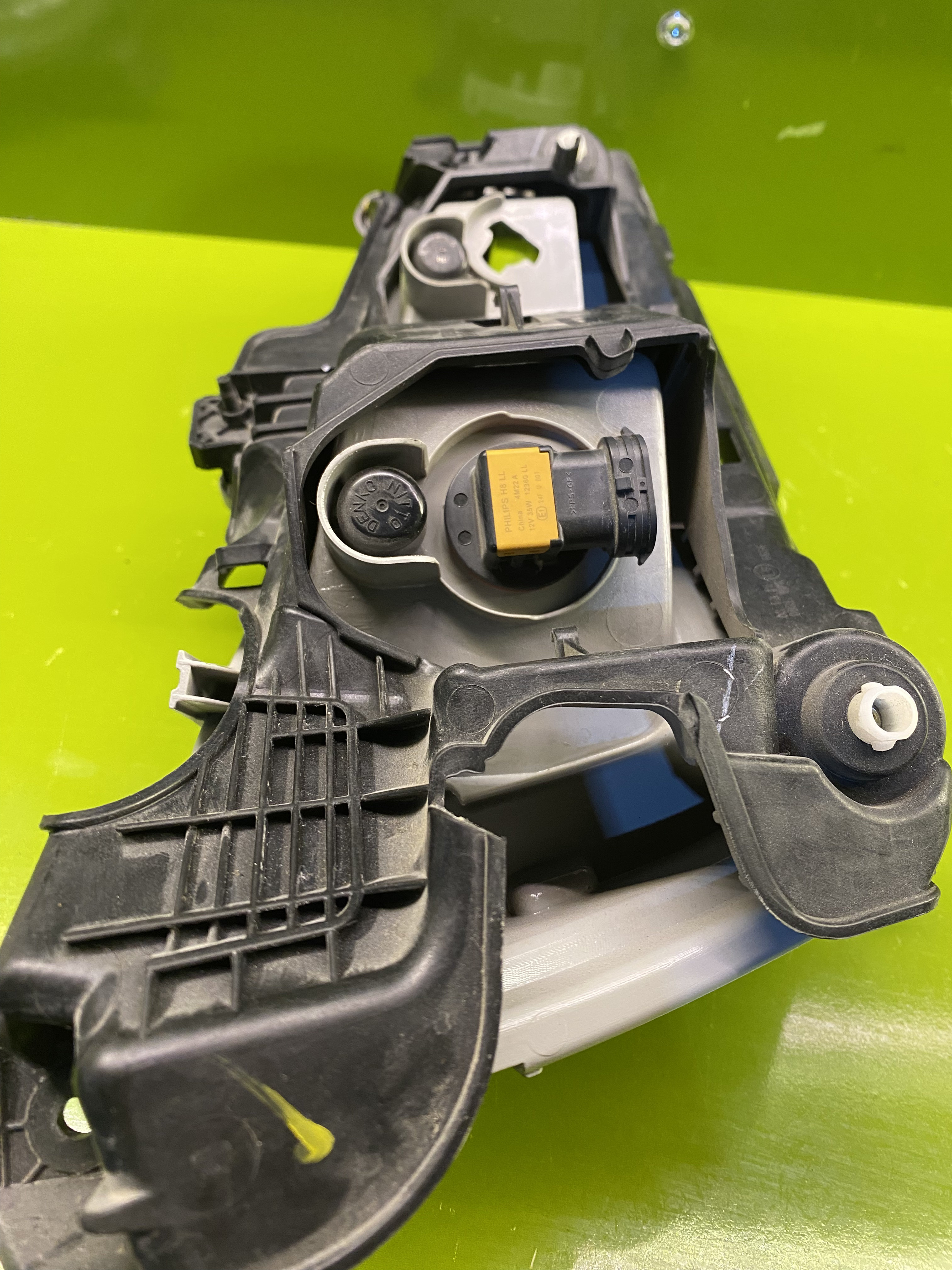 چراغ مه شکن چپ سانتافه