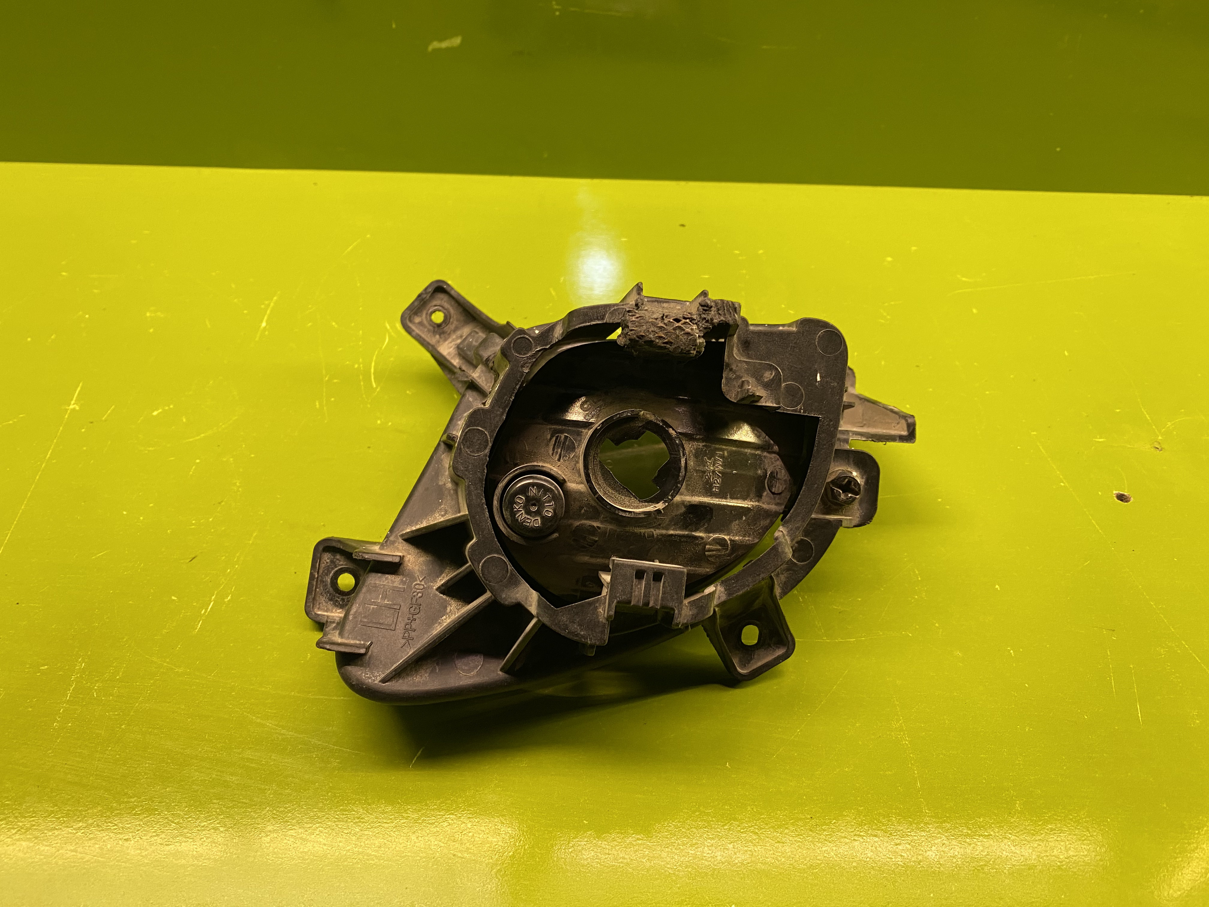 چراغ مه شکن چپ توسان 2012