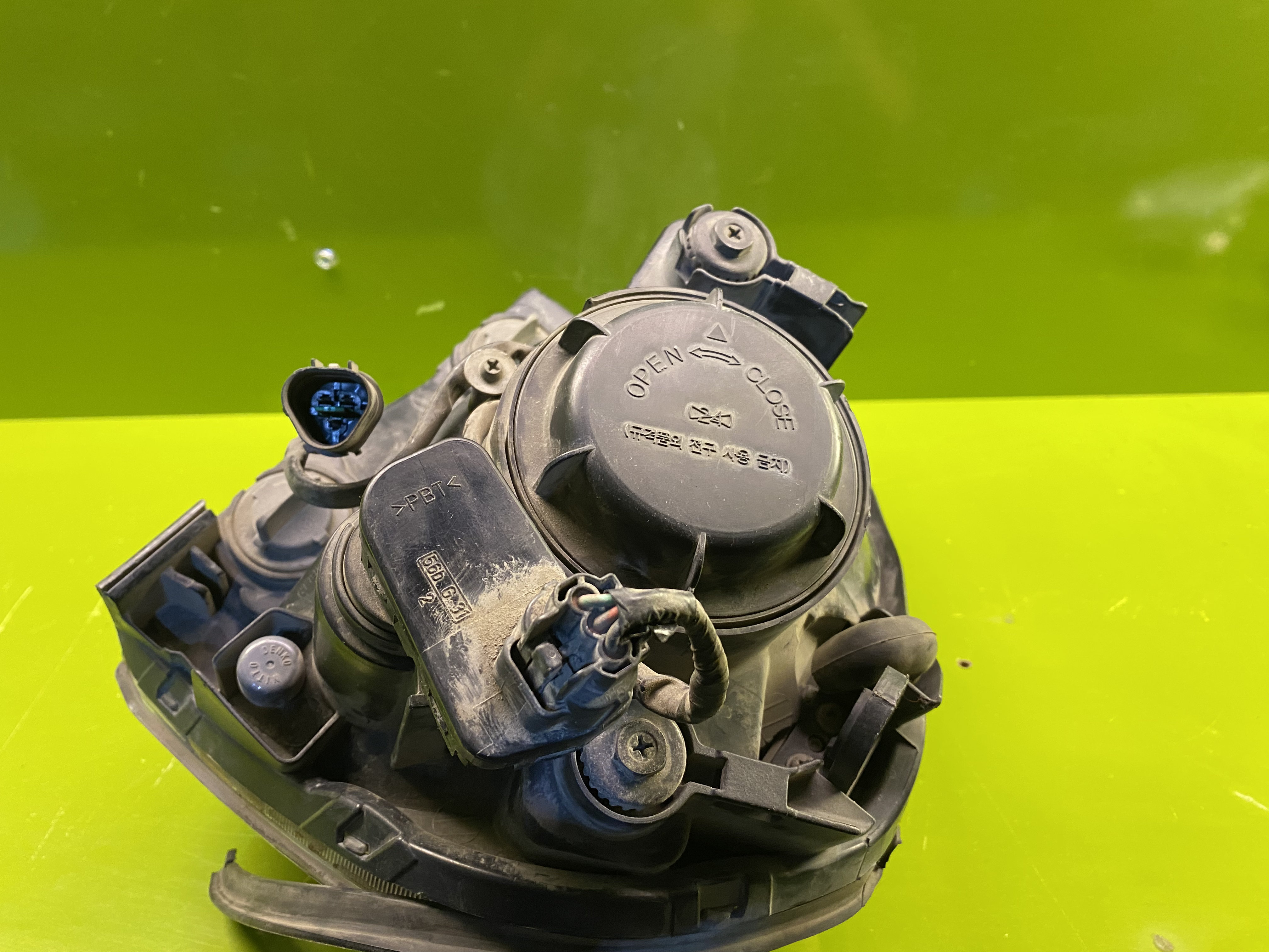 کنترل برد چراغهای جلو هیوندای  کیا