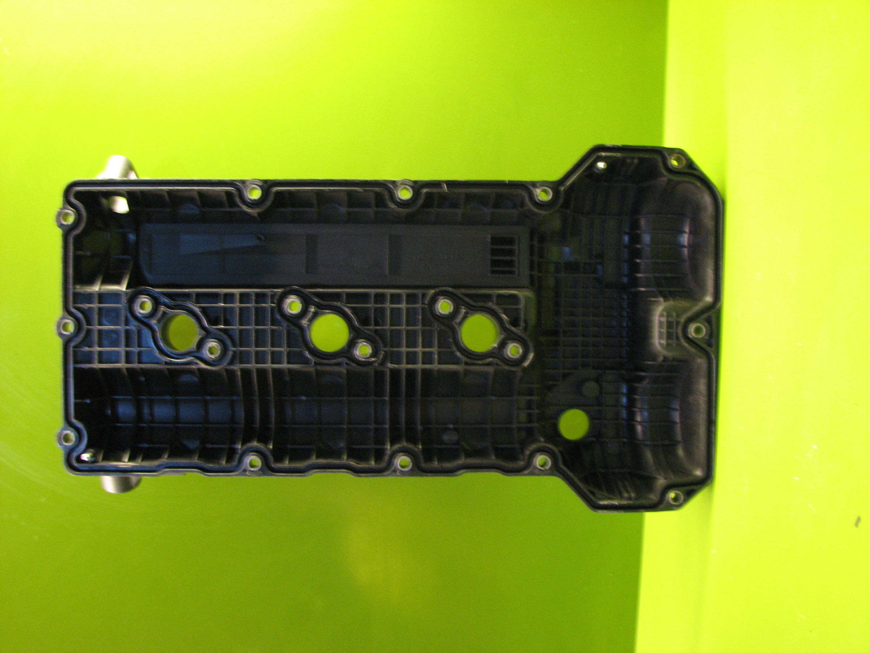 درب سوپاپ جنسیس سدان - N1