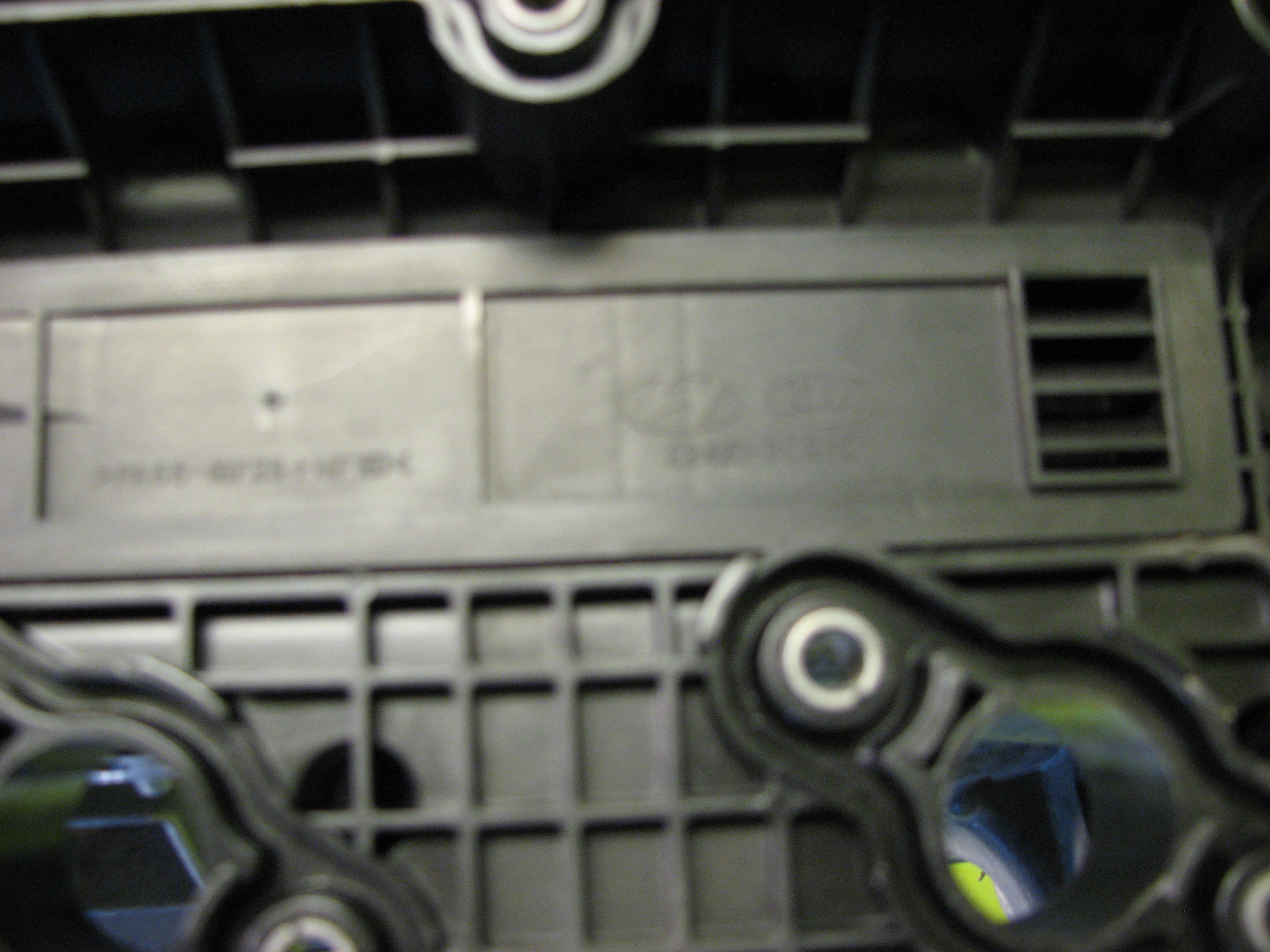 درب سوپاپ جنسیس سدان - N1