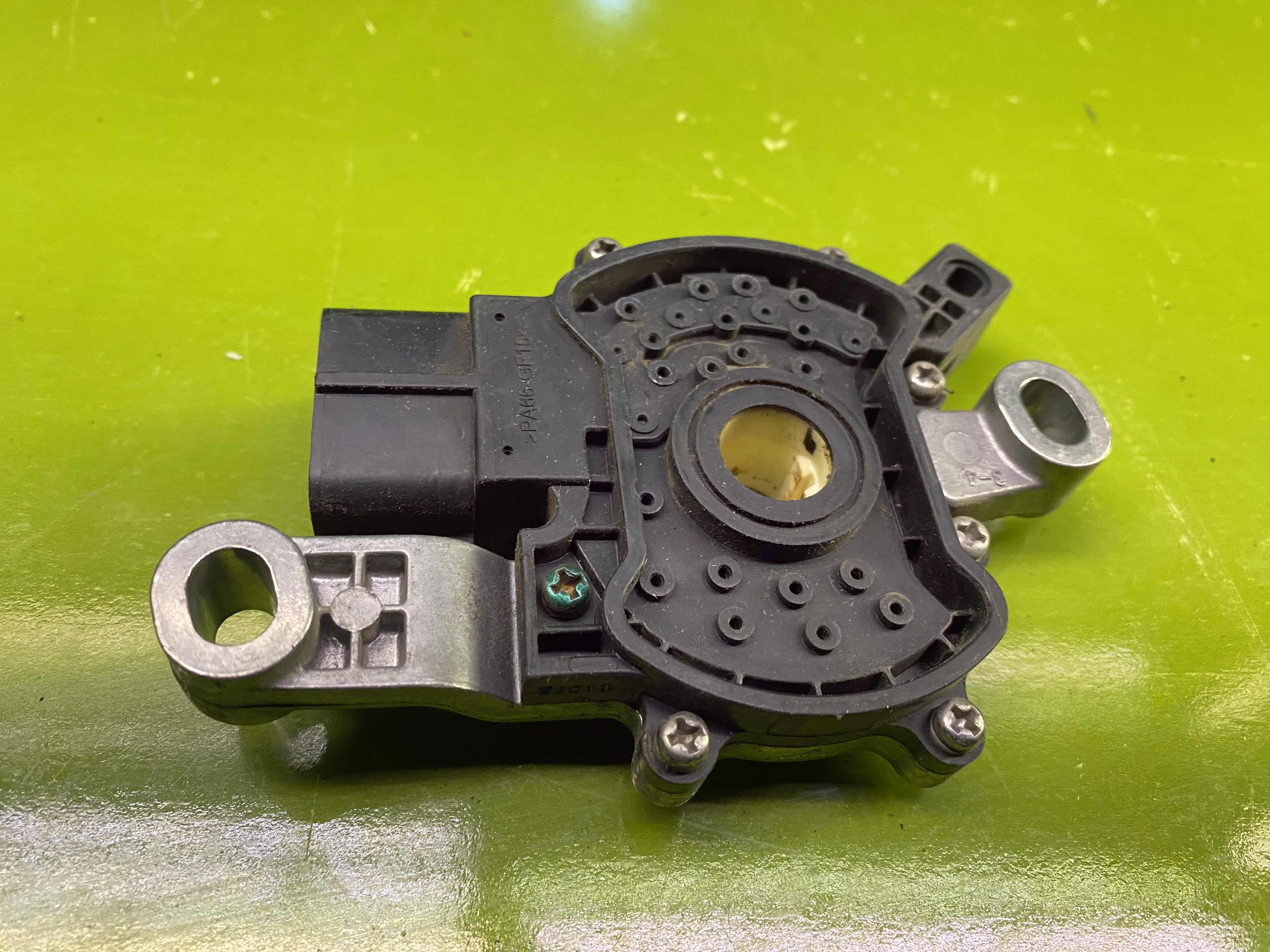 سلکتور ایمنی خنثی سورنتو