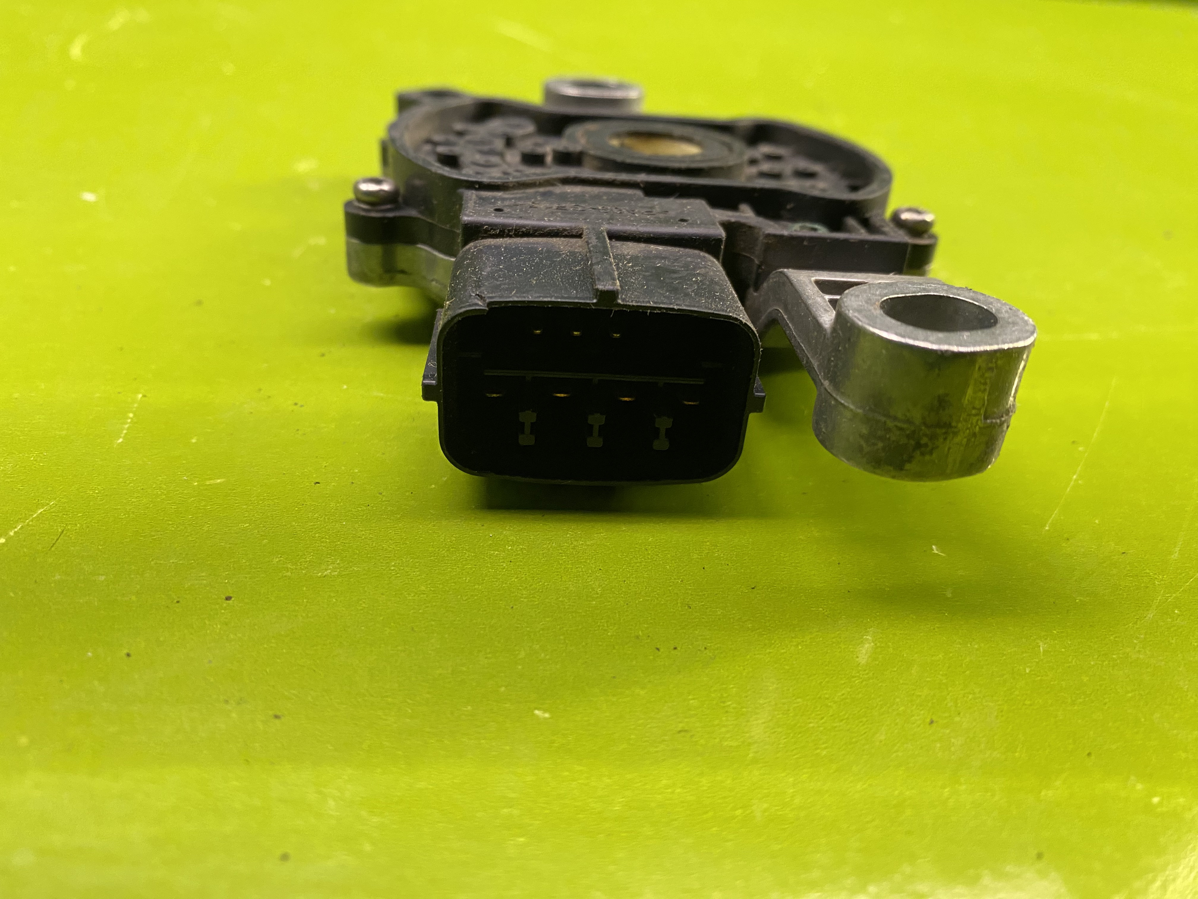 سلکتور ایمنی خنثی سورنتو