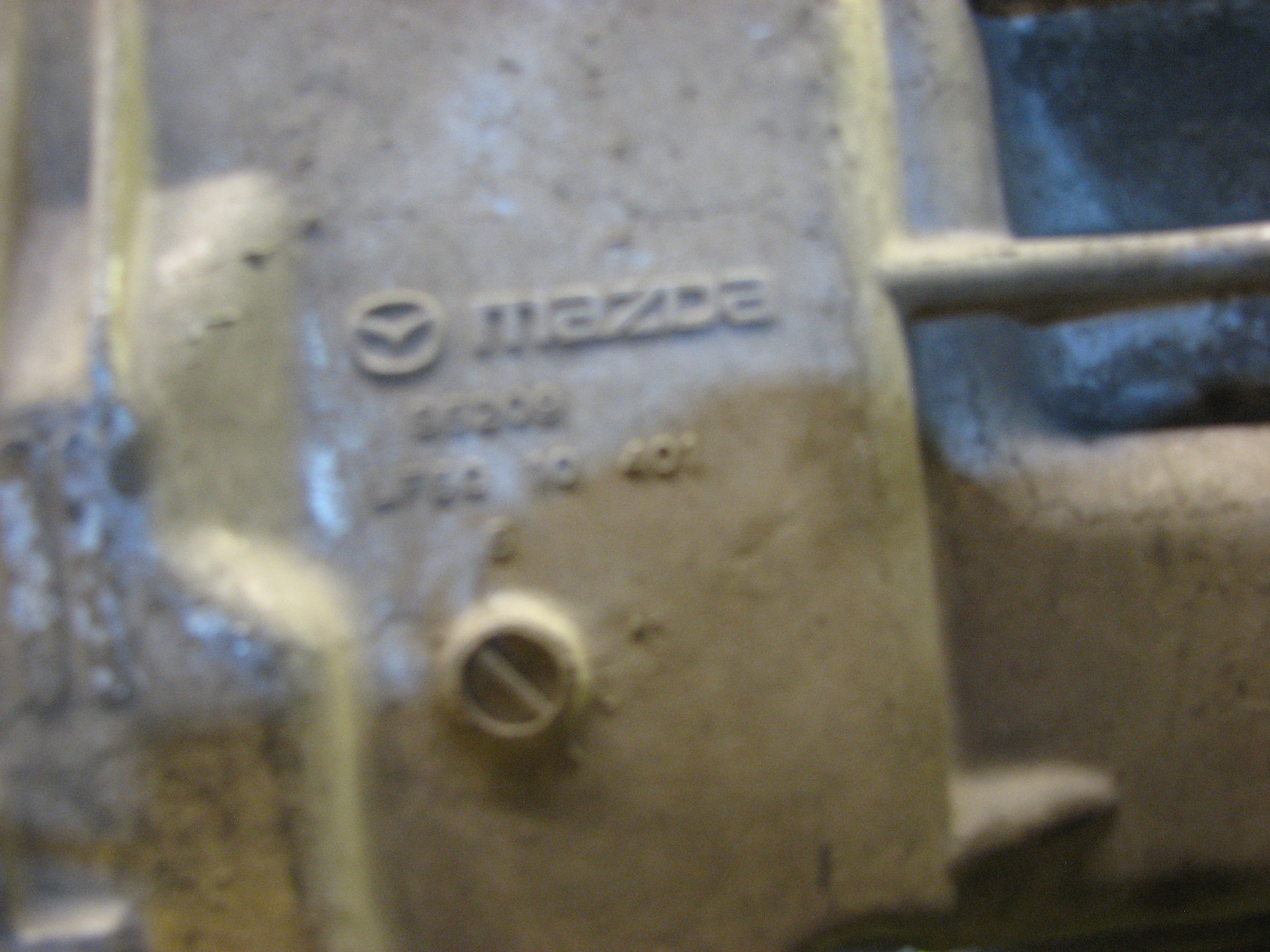 کارتل بالا موتور مزدا