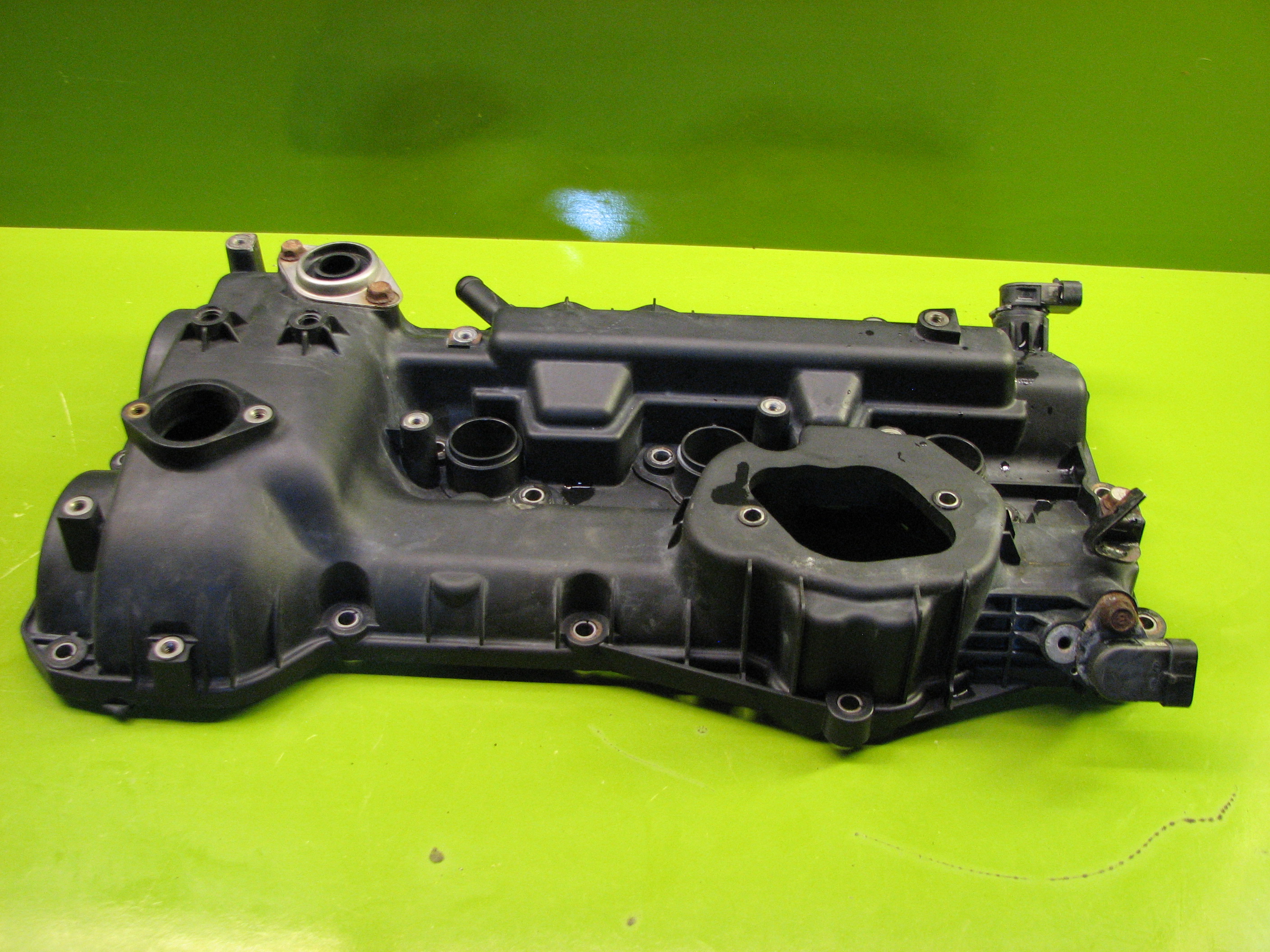 سر سوپاپ جنسیس کوپه چپ