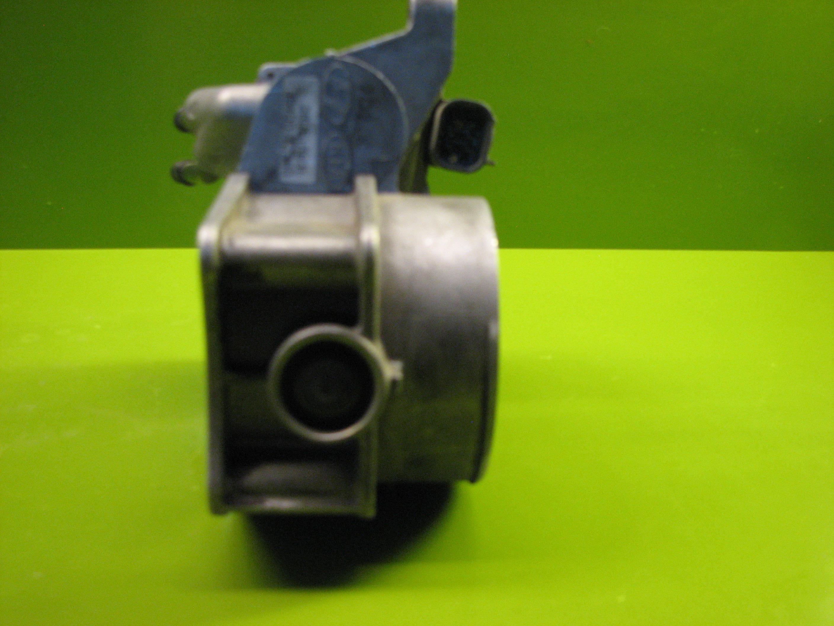 دریچه گاز جنسیس کد فنی قظعه 351003C500