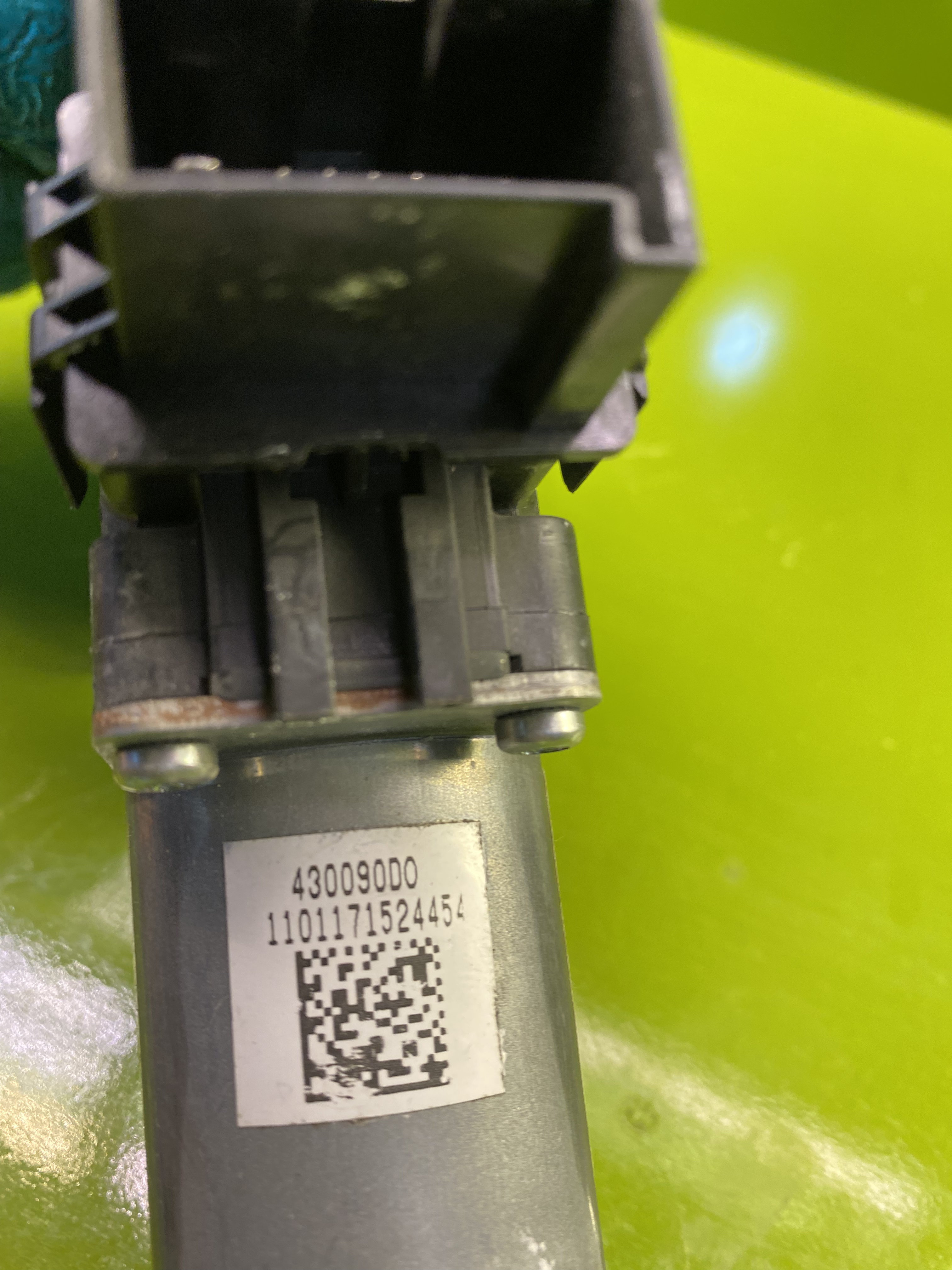 موتور پنجره سمت چپ جلو