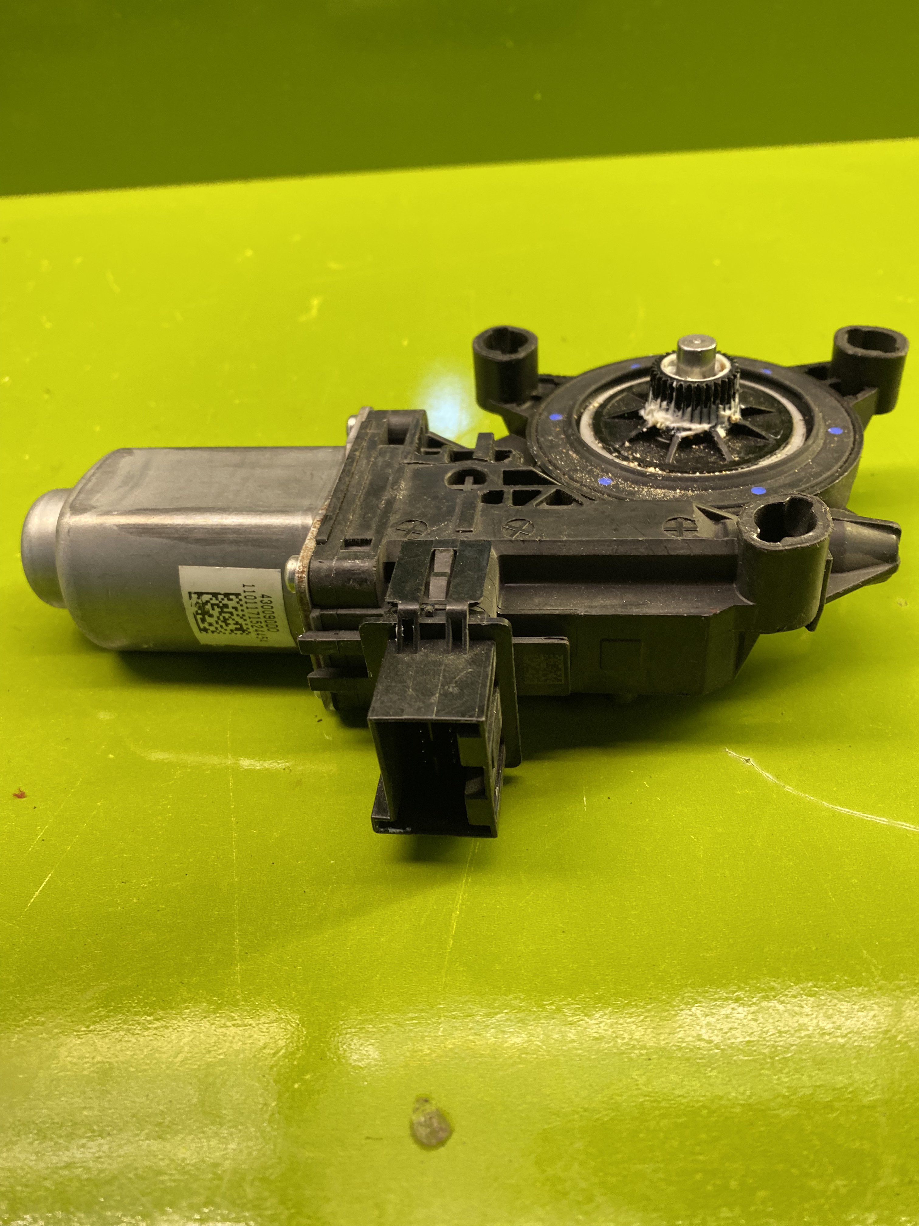 موتور پنجره سمت چپ جلو