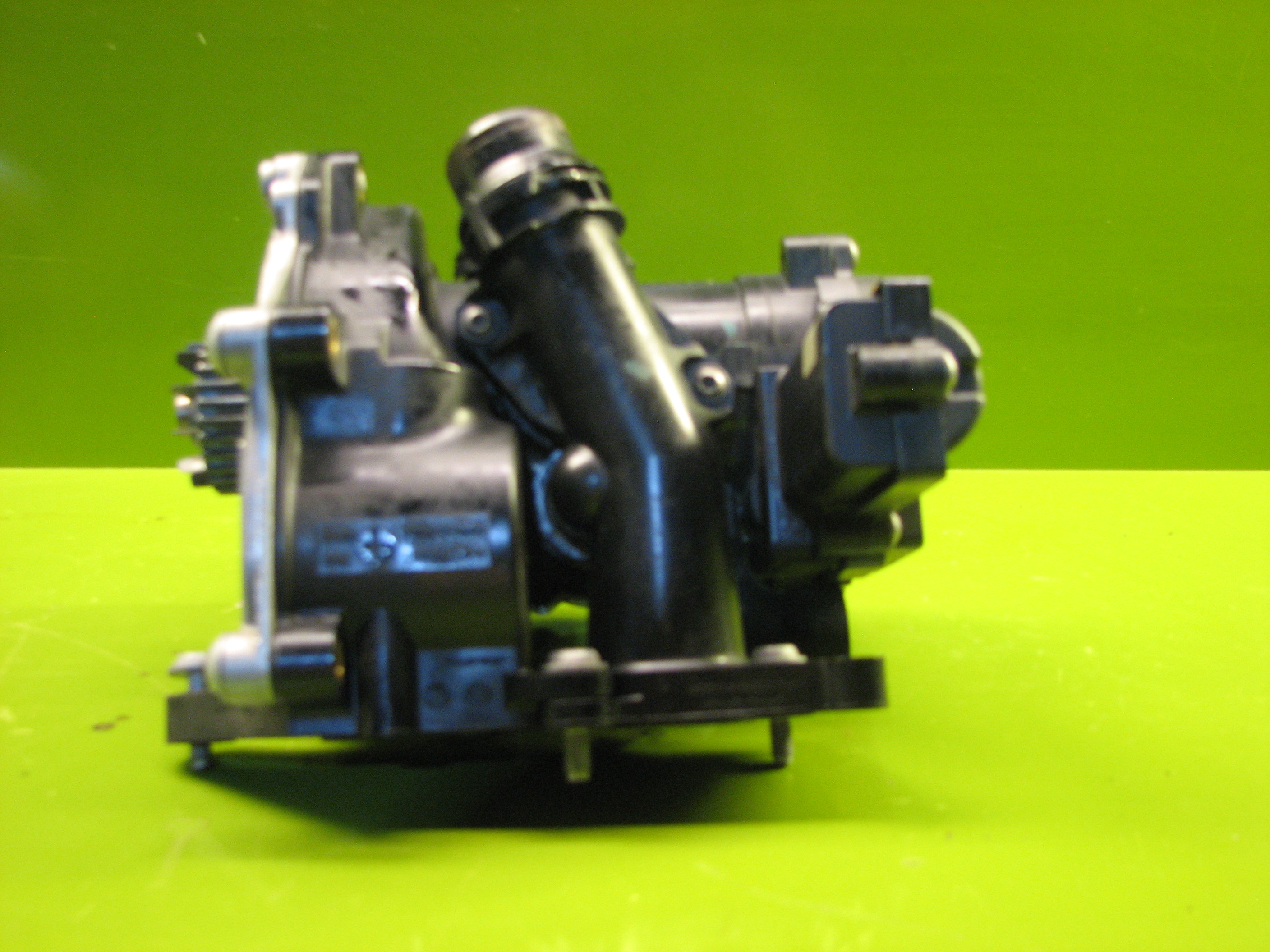 واتر پمپ فولکس تیگوان