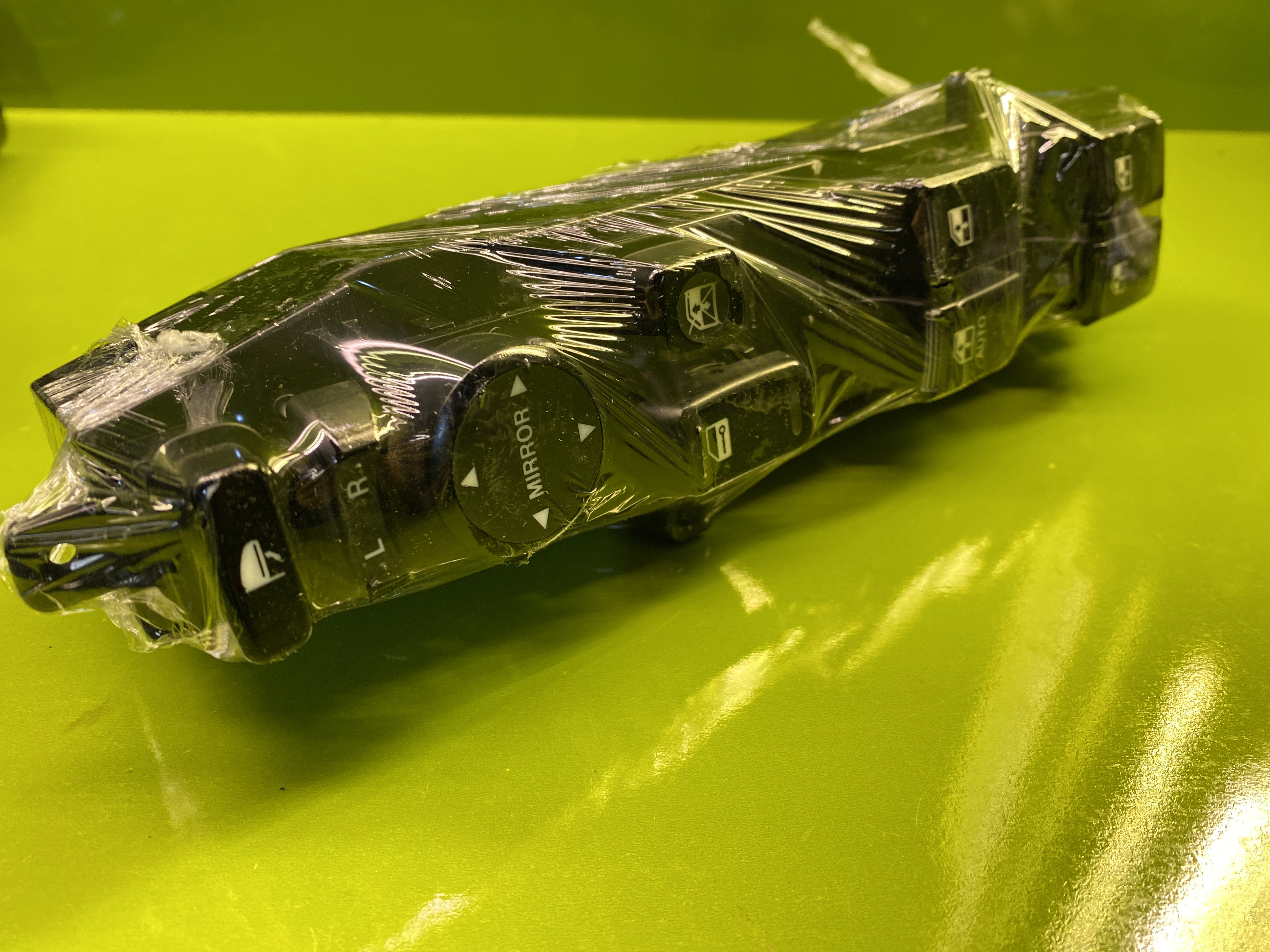 کلید شیشه بالابر هیوندای وراکروز