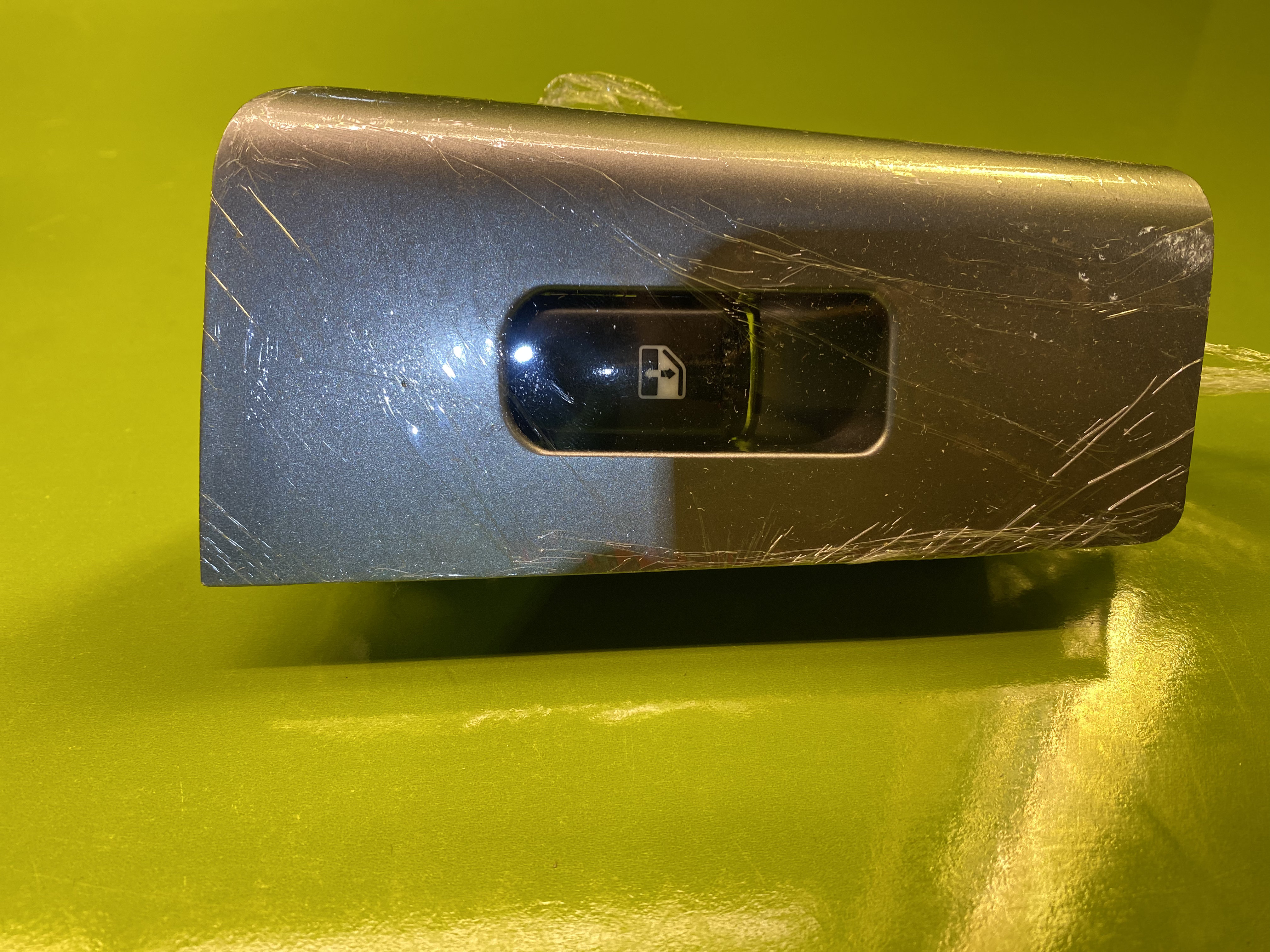 کلید کنترل شیشه هیوندای سانتافه